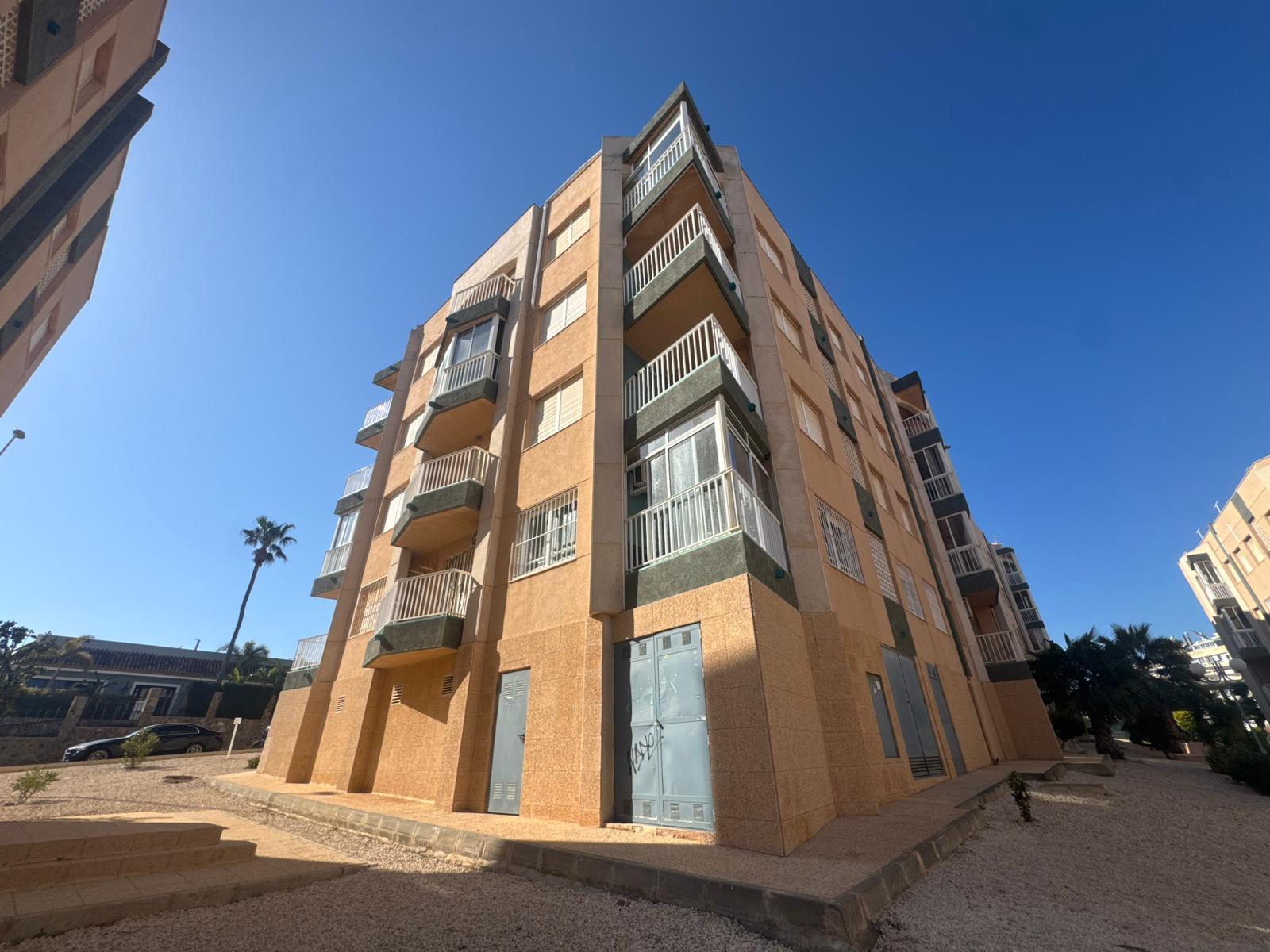 Resale - 2 Bedroom 1 Bathroom  in Torrevieja - LA MATA - Alicante