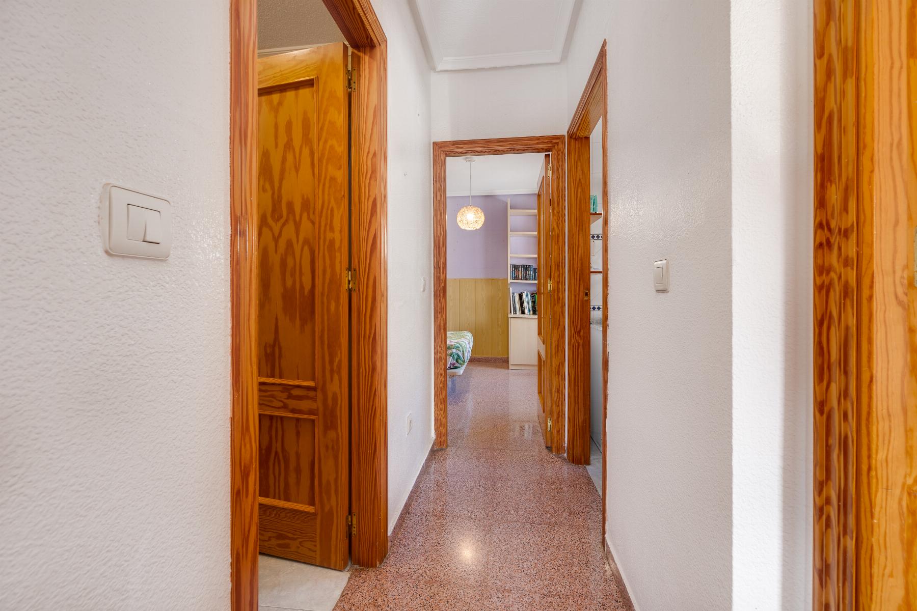 Resale - 2 Bedroom 2 Bathroom  in Torrevieja - Parque de Las Naciones - Alicante