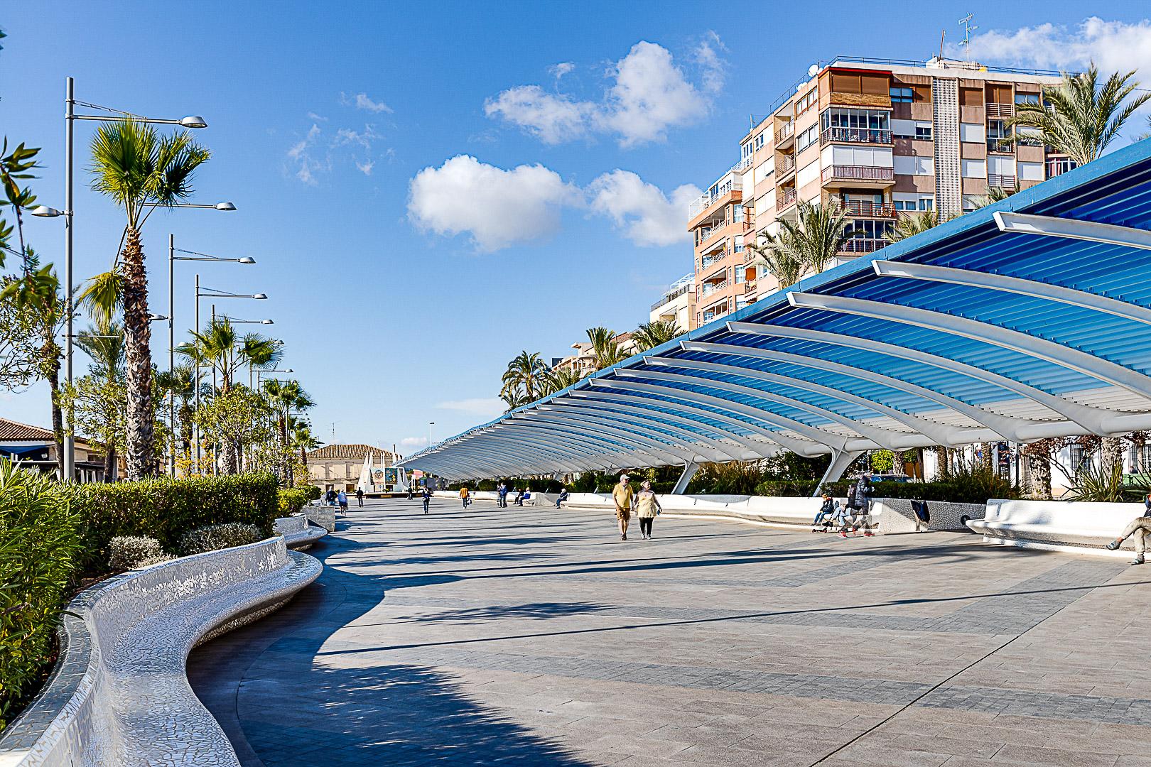Resale - 2 Bedroom 2 Bathroom  in Torrevieja - Parque de Las Naciones - Alicante