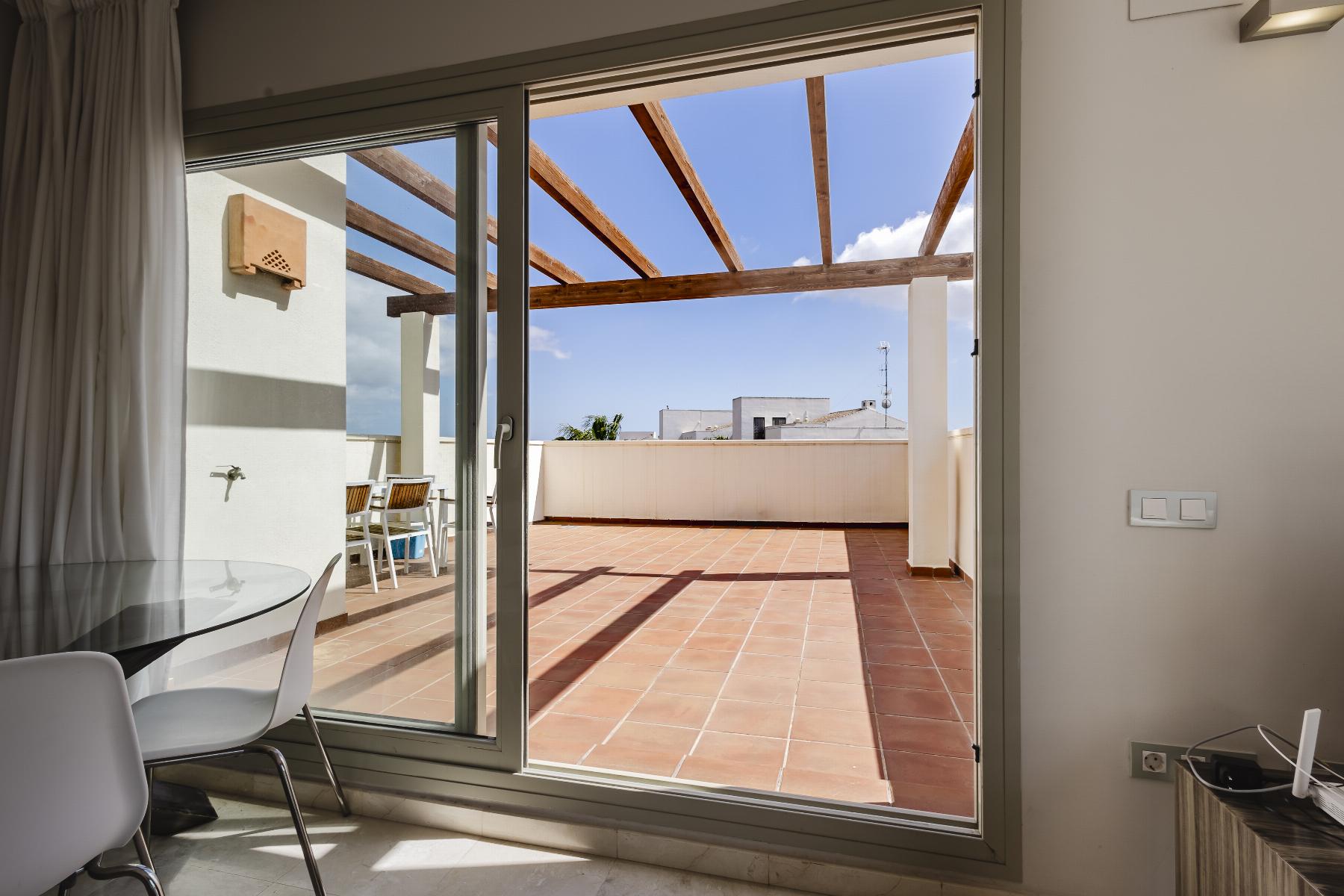 Resale - 2 Bedroom 2 Bathroom  in Orihuela Costa - Las Colinas Golf - Alicante