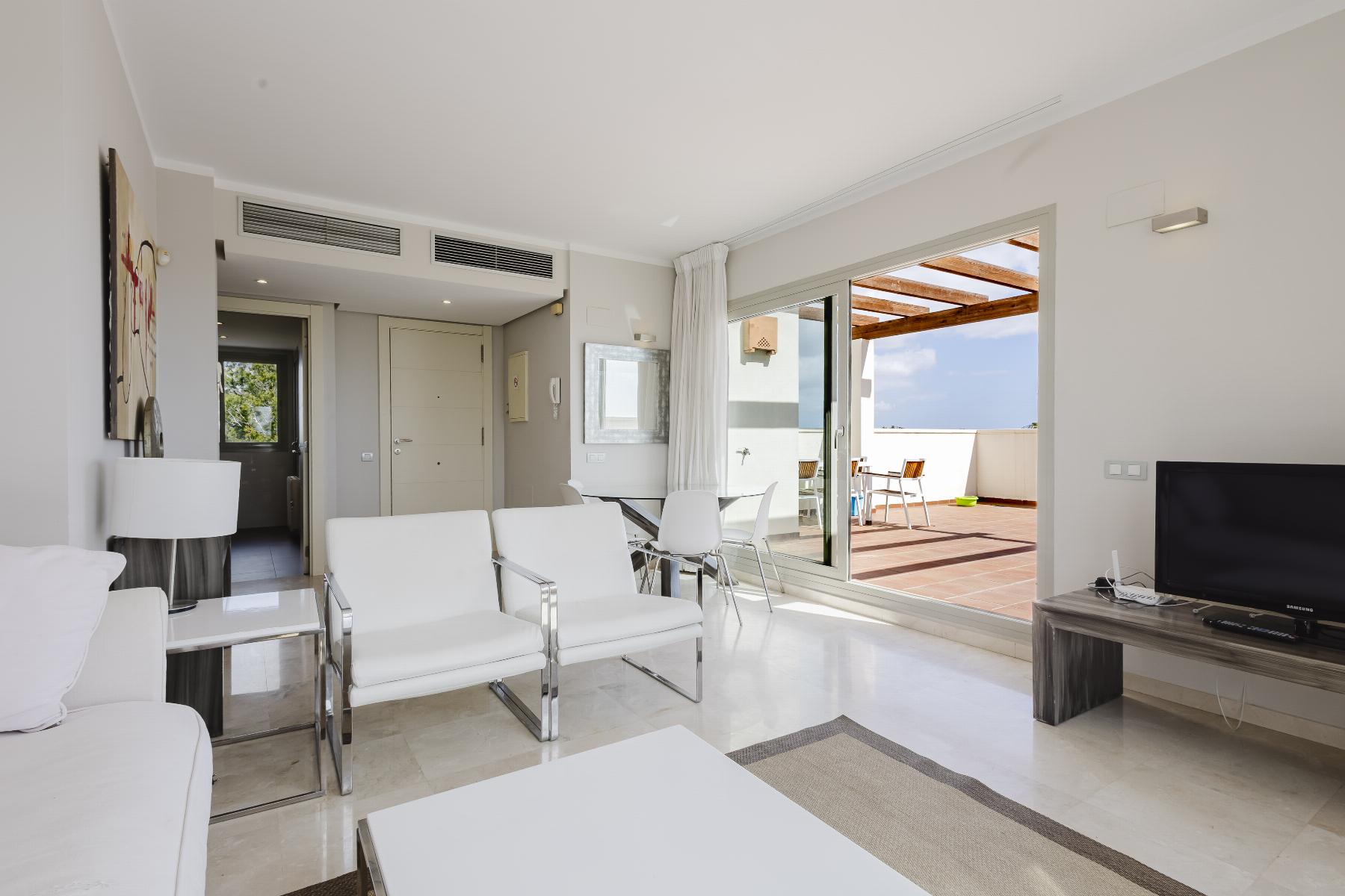 Resale - 2 Bedroom 2 Bathroom  in Orihuela Costa - Las Colinas Golf - Alicante