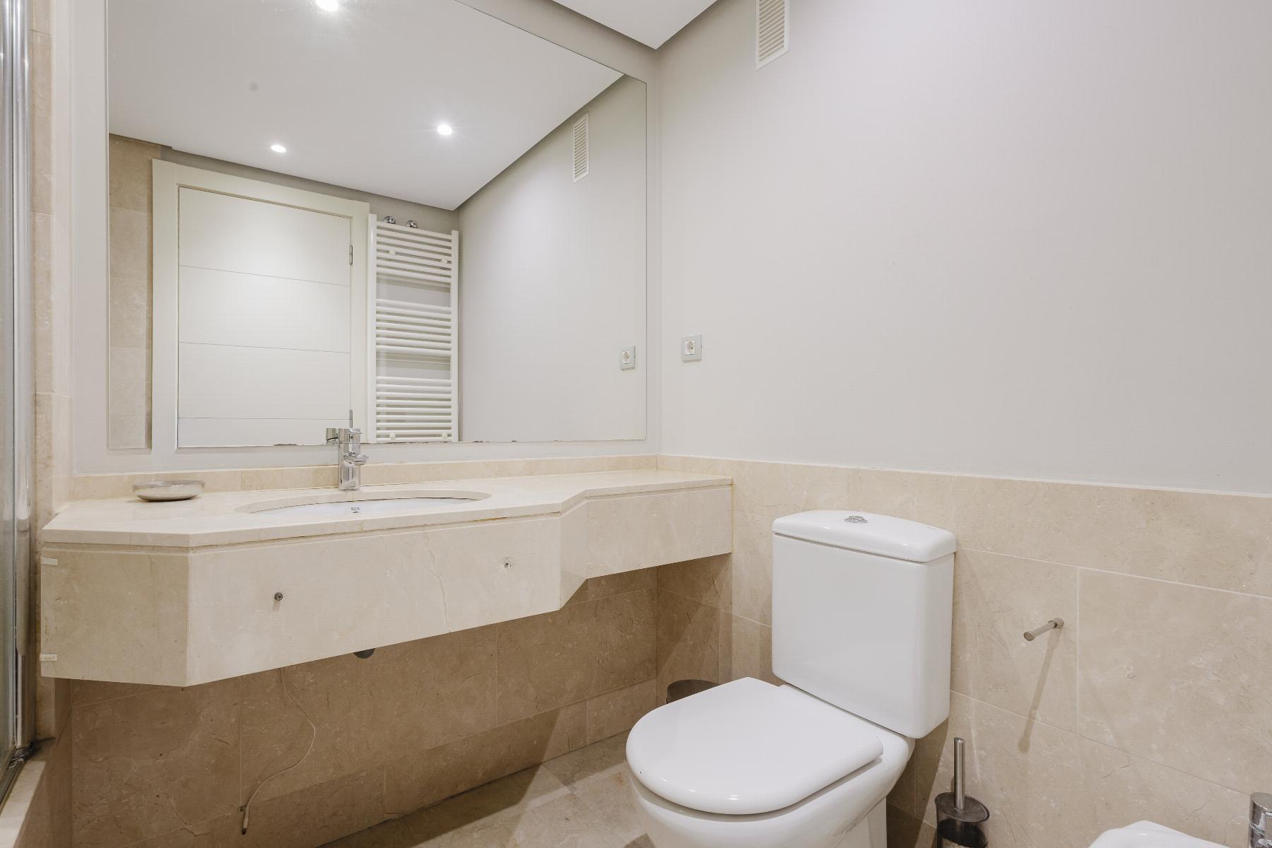 Resale - 2 Bedroom 2 Bathroom  in Orihuela Costa - Las Colinas Golf - Alicante