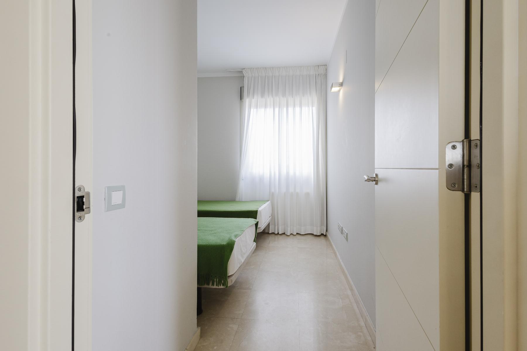Resale - 2 Bedroom 2 Bathroom  in Orihuela Costa - Las Colinas Golf - Alicante