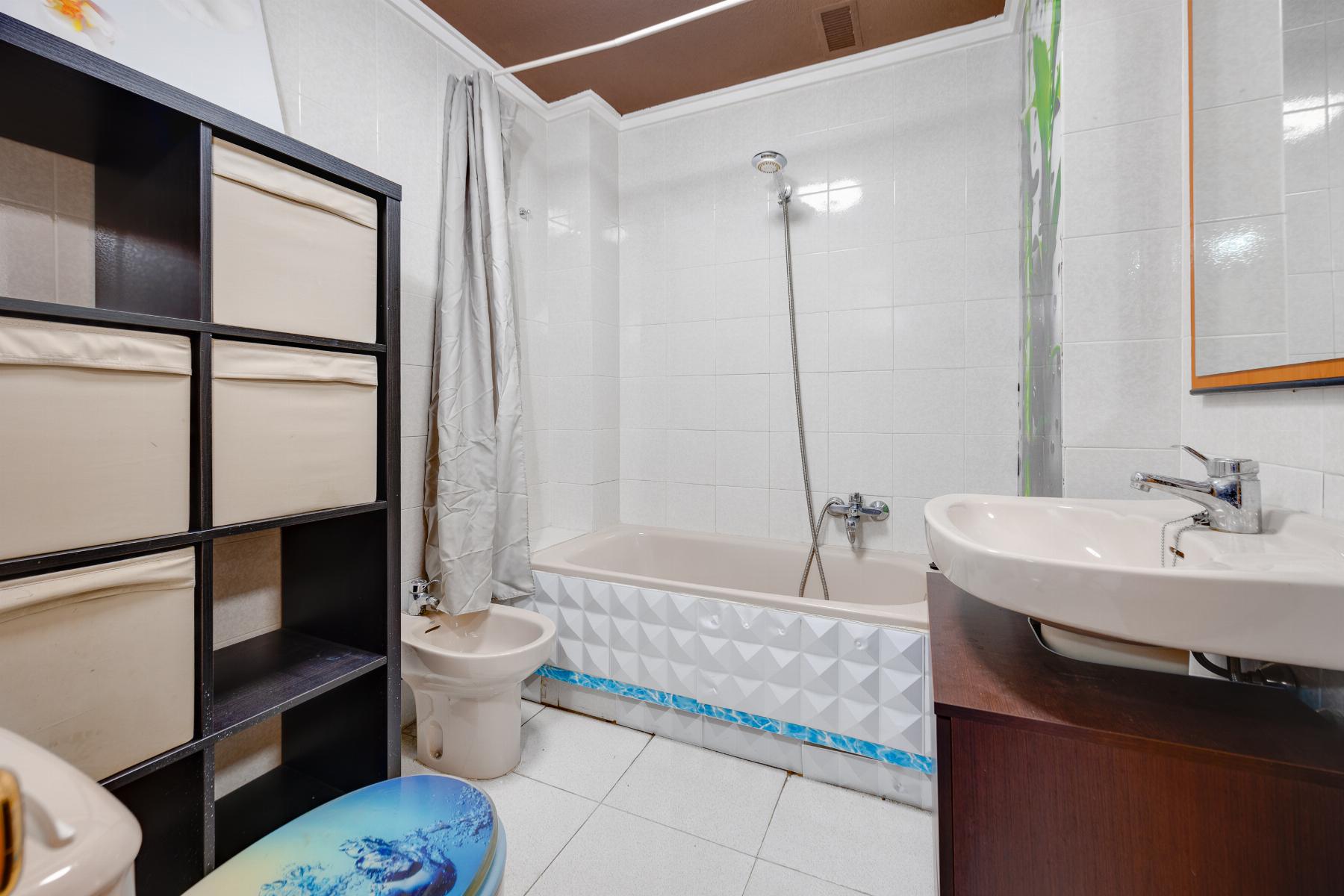 Resale - 1 Bedroom 1 Bathroom  in Torrevieja - Playa de Los Locos-Curva del Palangre - Alicante
