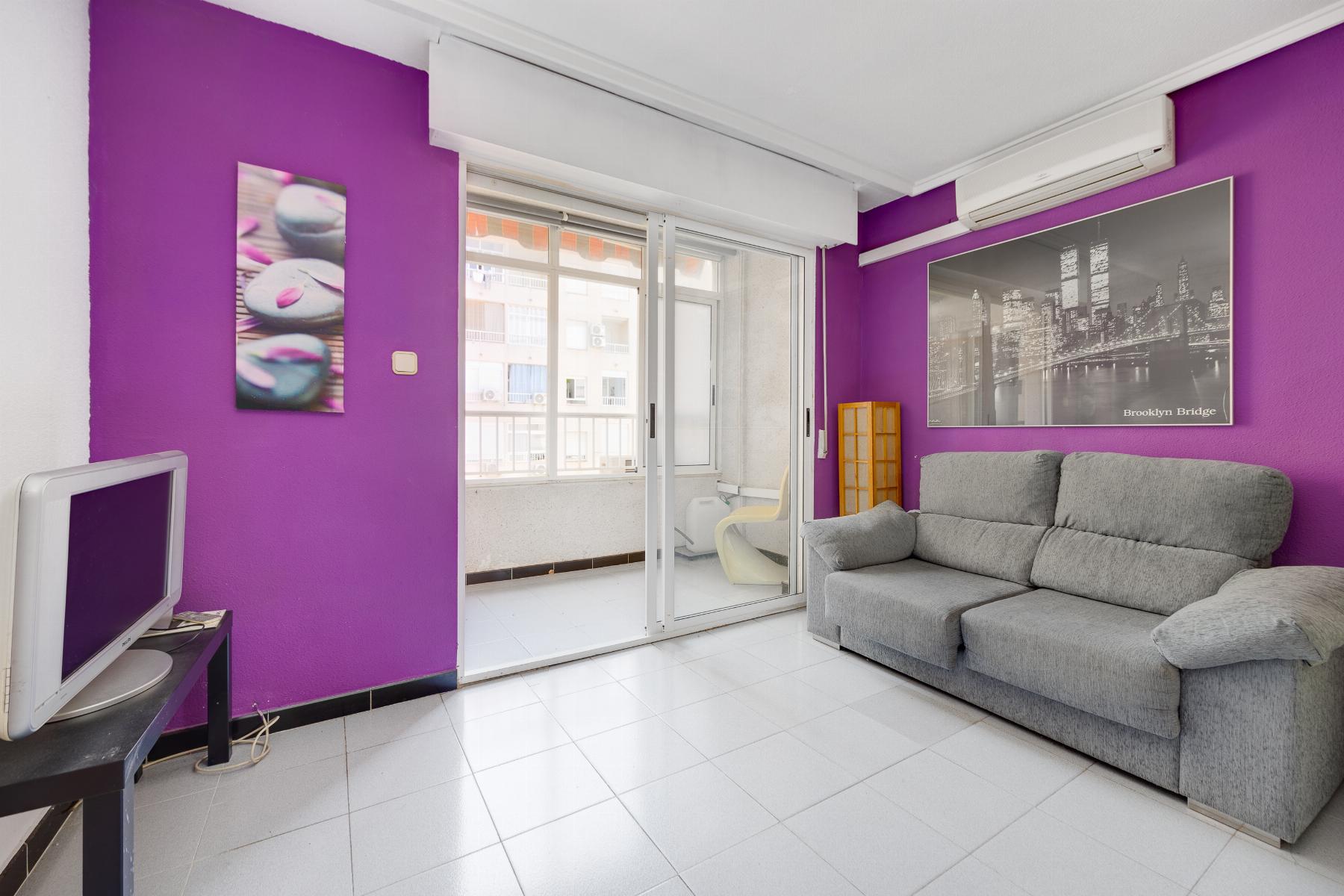 Resale - 1 Bedroom 1 Bathroom  in Torrevieja - Playa de Los Locos-Curva del Palangre - Alicante