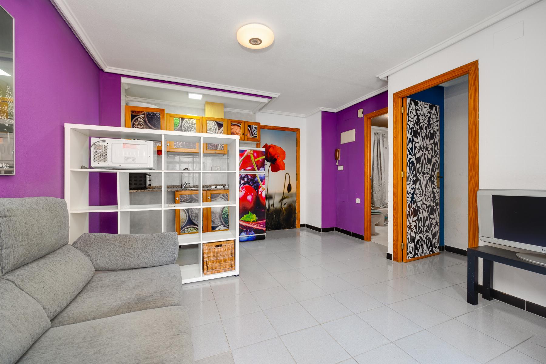 Resale - 1 Bedroom 1 Bathroom  in Torrevieja - Playa de Los Locos-Curva del Palangre - Alicante
