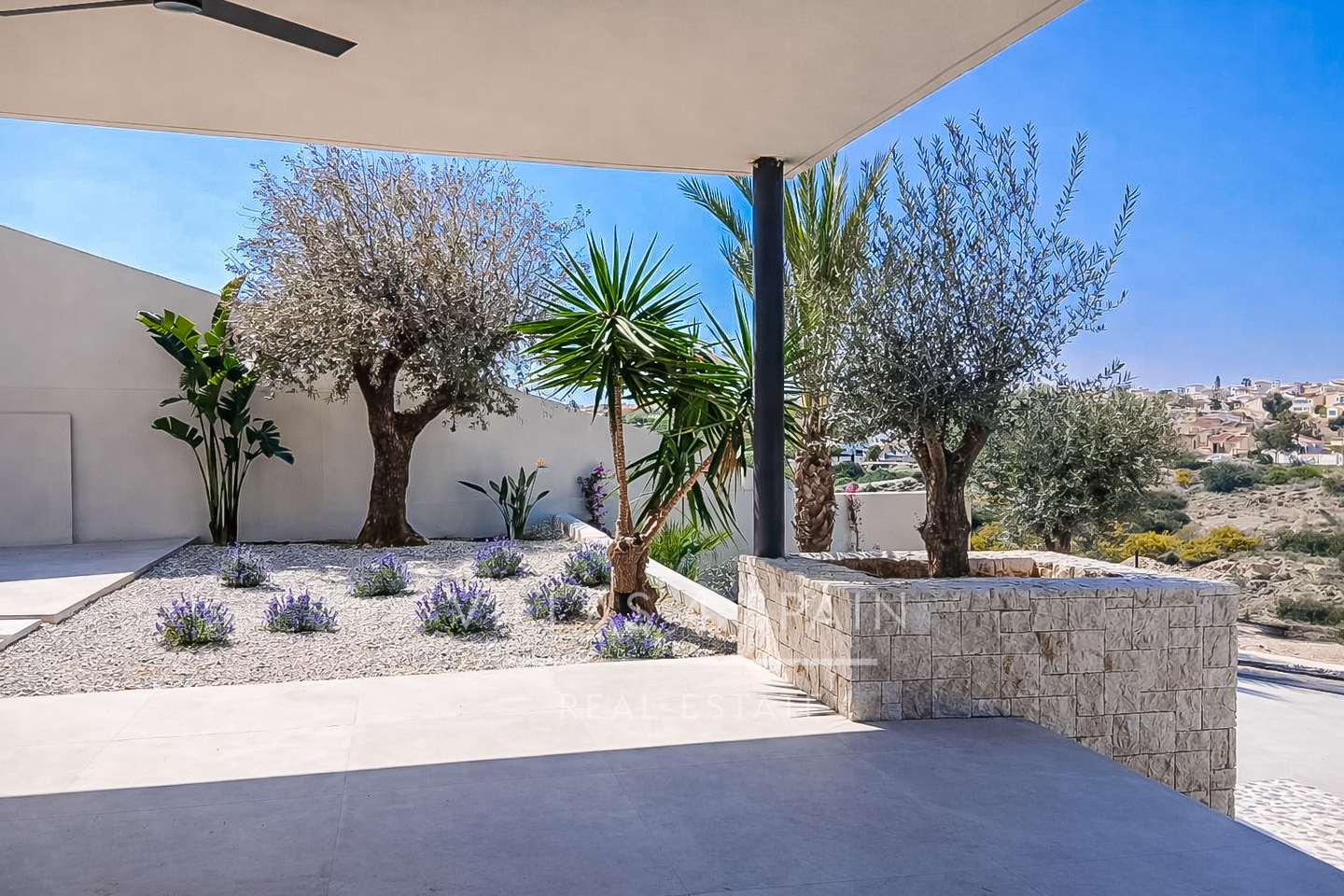 New Build - 4 Bed 4 Bath new build luxury villa in La Marina Alicante - calle estatua de libertad  - Alicante