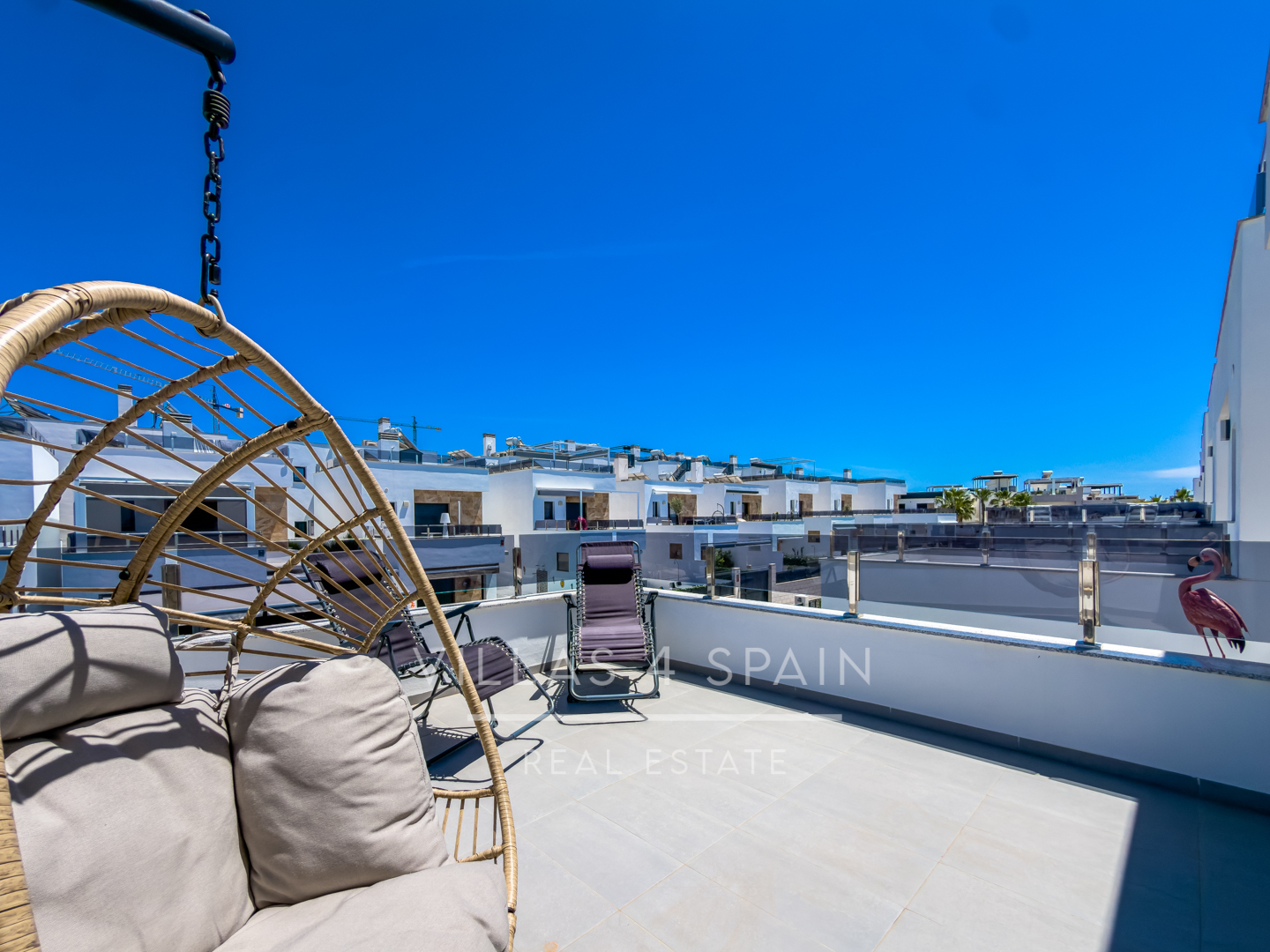 Sold - 3 Bed 3 Bath Modern Villa with Private Pool and parking in Benijofar Alicante - calle pais valenciano  - Alicante