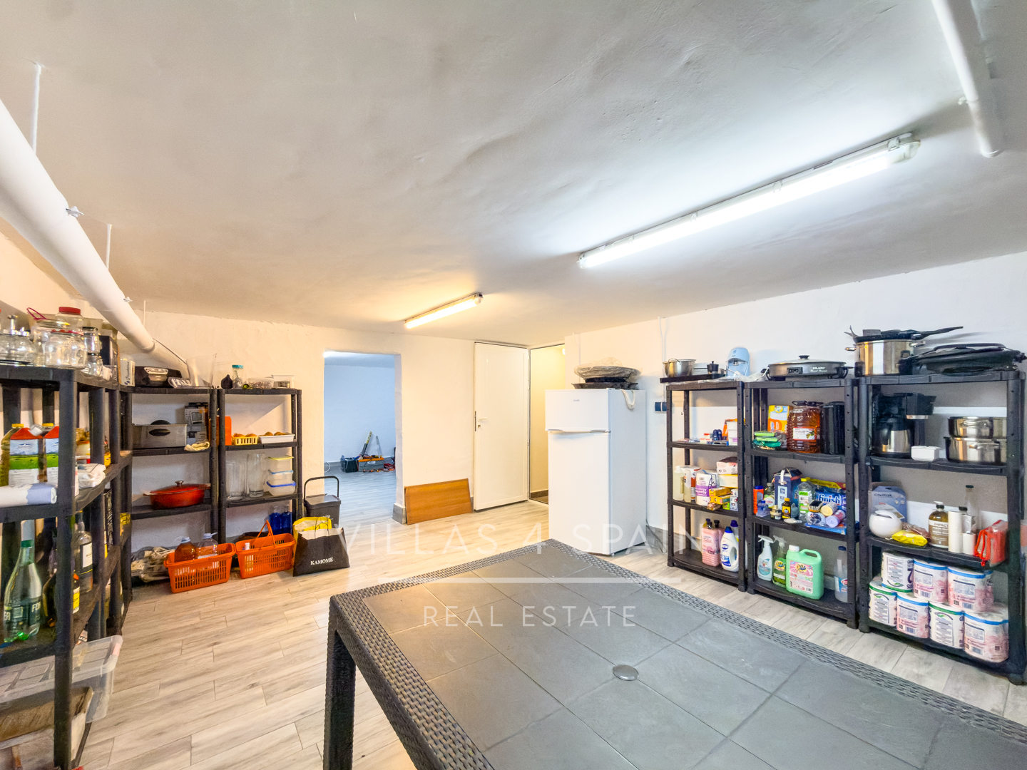 Resale -  3 Bed 3 Bath Villa with a private pool in Daya Vieja Alicante - av. principes de asturias - Alicante