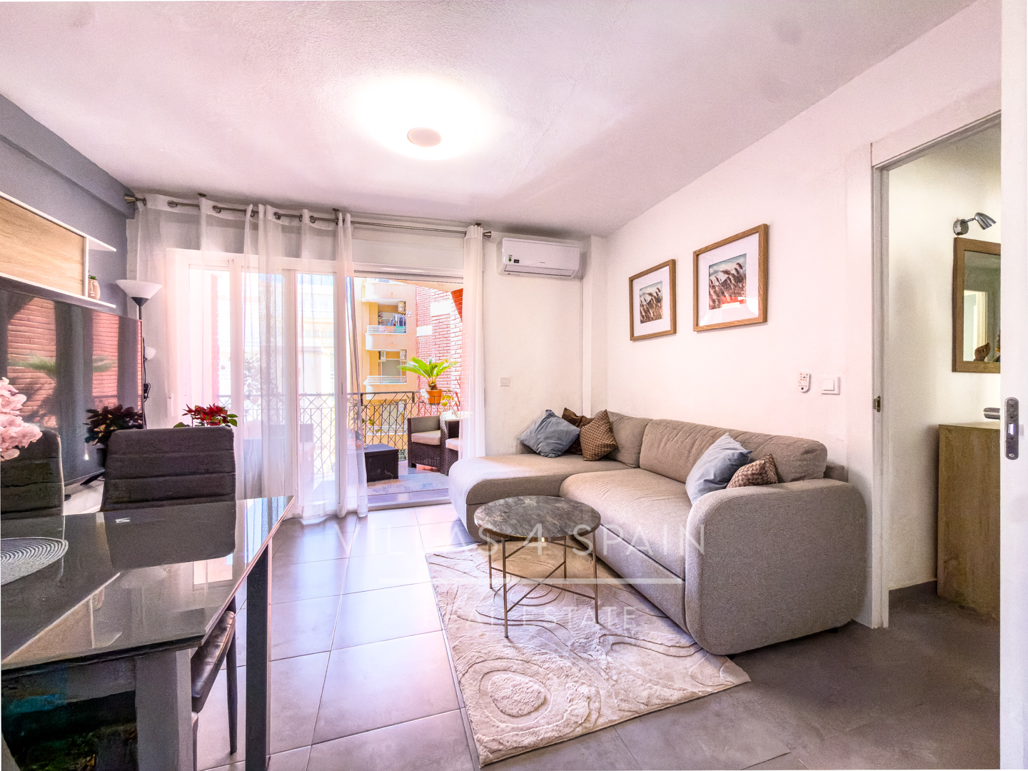 SOLD fully renovated 3 bed 1 bath apartment 100 metres from the Beach