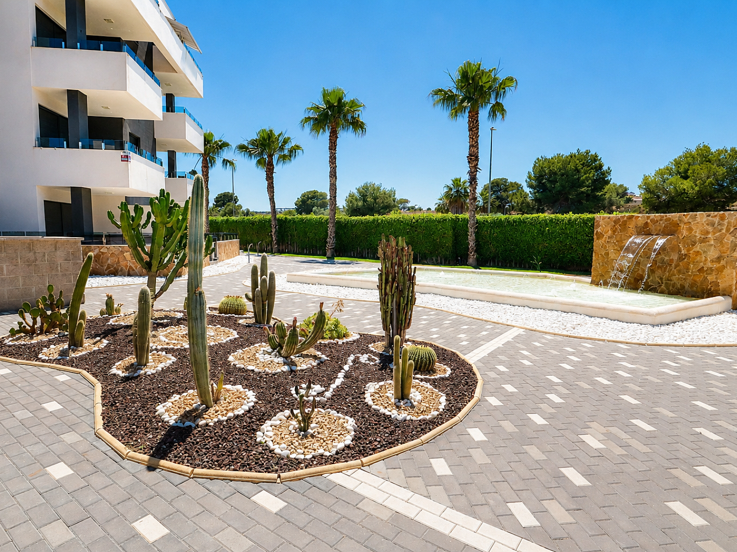 3 Bed 2 Bath Penthouse in Los Altos - Torrevieja with Parking Place and Storage Room