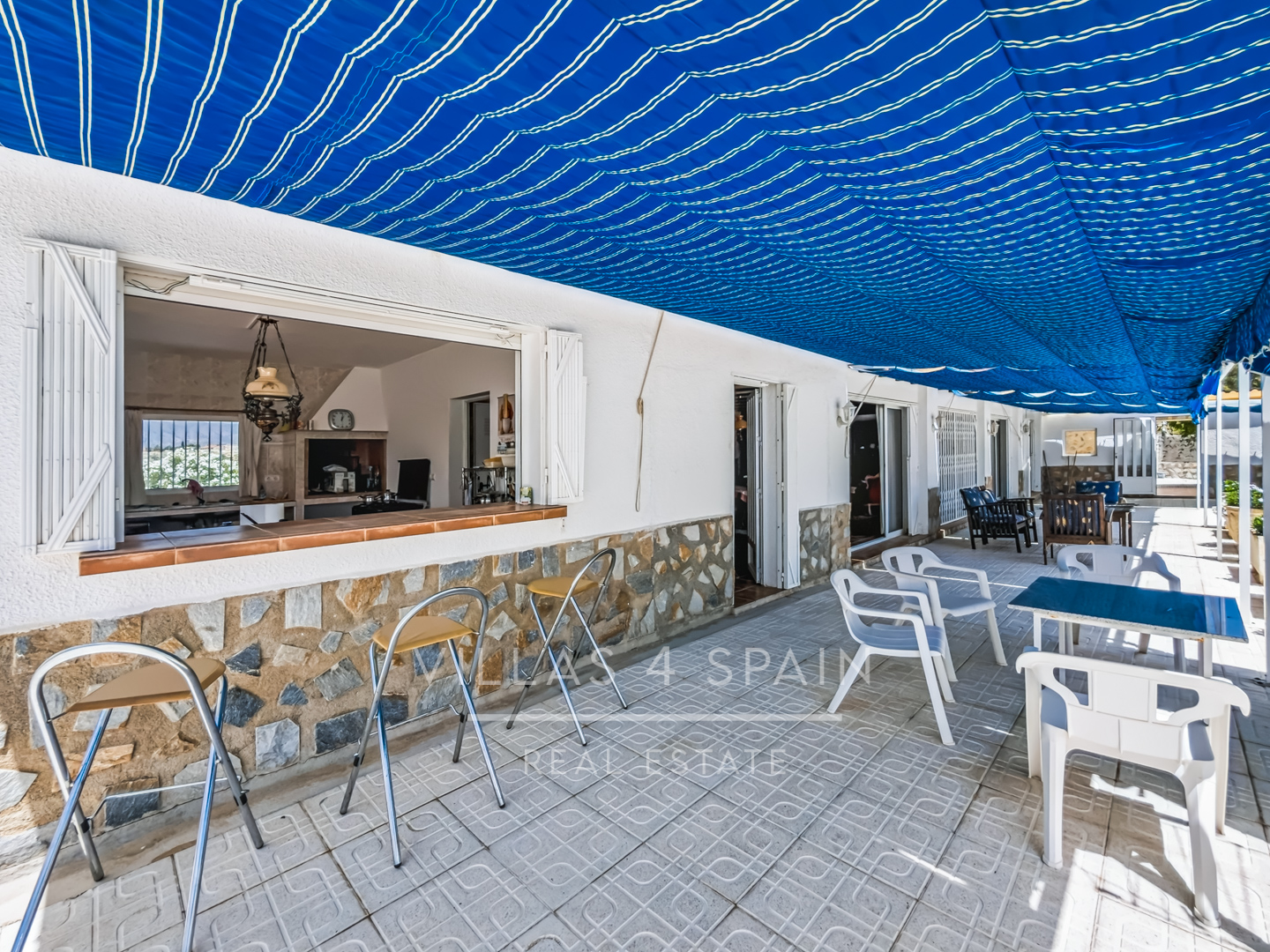 Resale - 6 Bed 4 Bath Villa with Pool and Large Plot with multiple garages in Fortuna  - calle baños 3 - Murcia