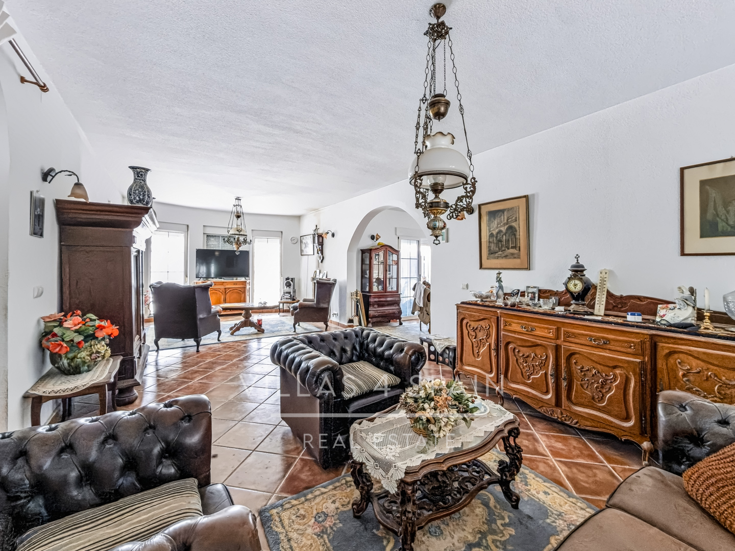 Resale - 6 Bed 4 Bath Villa with Pool and Large Plot with multiple garages in Fortuna  - calle baños 3 - Murcia