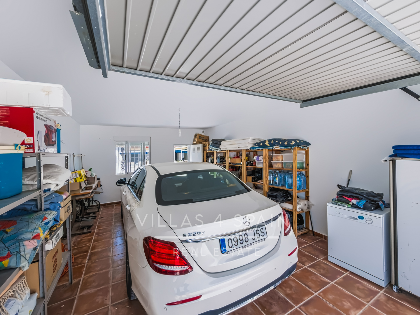 Resale - 6 Bed 4 Bath Villa with Pool and Large Plot with multiple garages in Fortuna  - calle baños 3 - Murcia