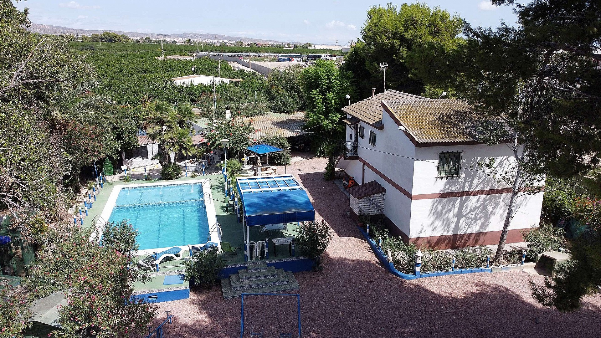 Resale - 3 Bedroom 2 Bathroom Country house in Crevillente -  - Alicante