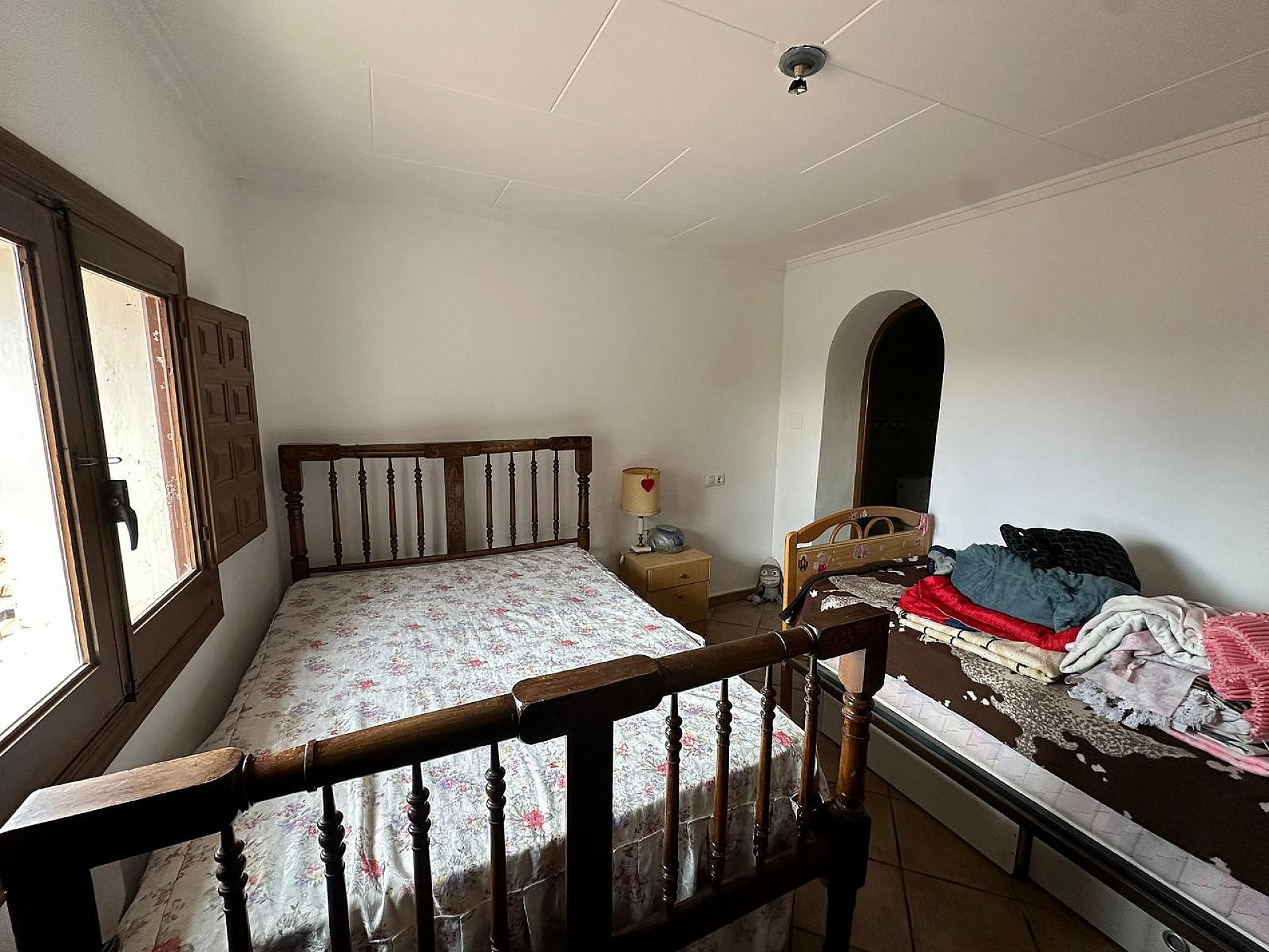 Resale - 9 Bedroom 4 Bathroom Country house in Novelda -  - Alicante