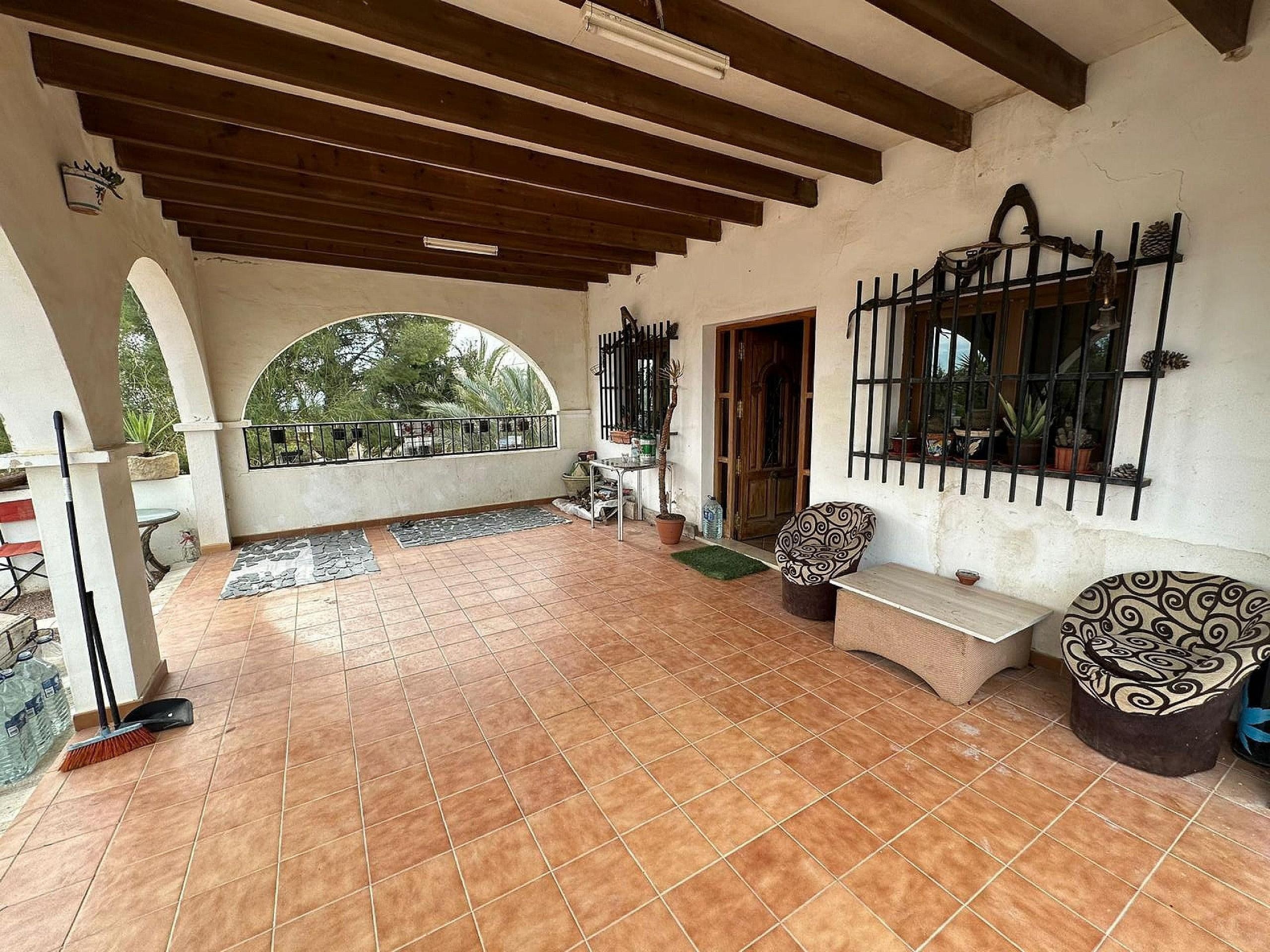 Resale - 9 Bedroom 4 Bathroom Country house in Novelda -  - Alicante