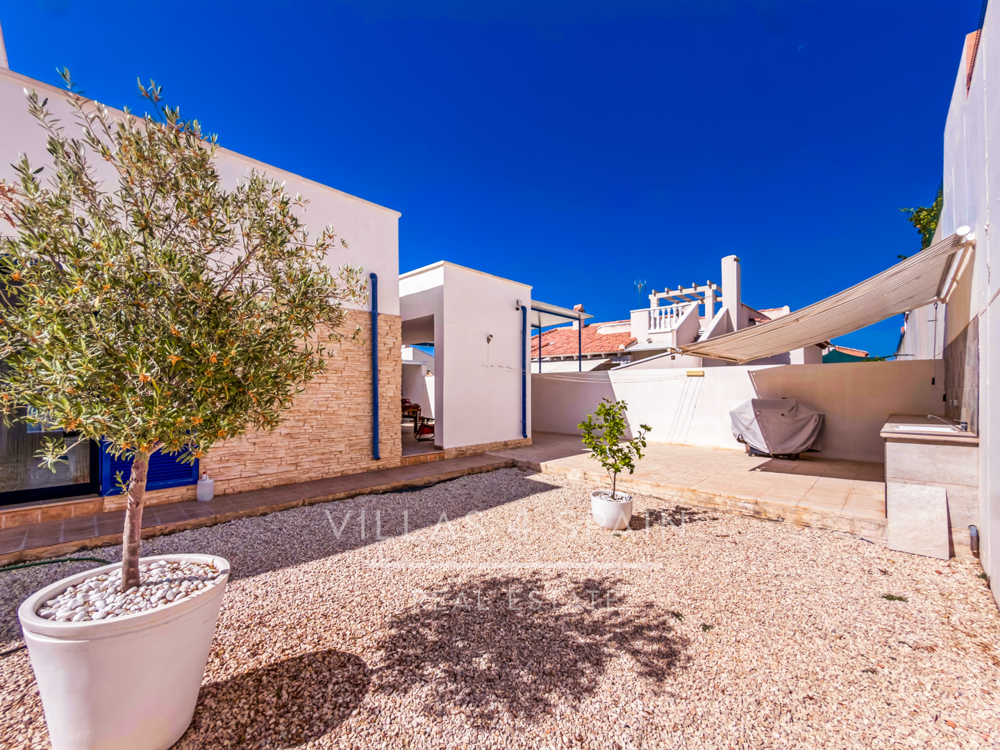 Resale - 3 Bedroom 2 Bathroom Villa with Private Pool and Parking in Las Kalendas Fortuna, Murcia - Calle Cam. de Cieza - Murcia