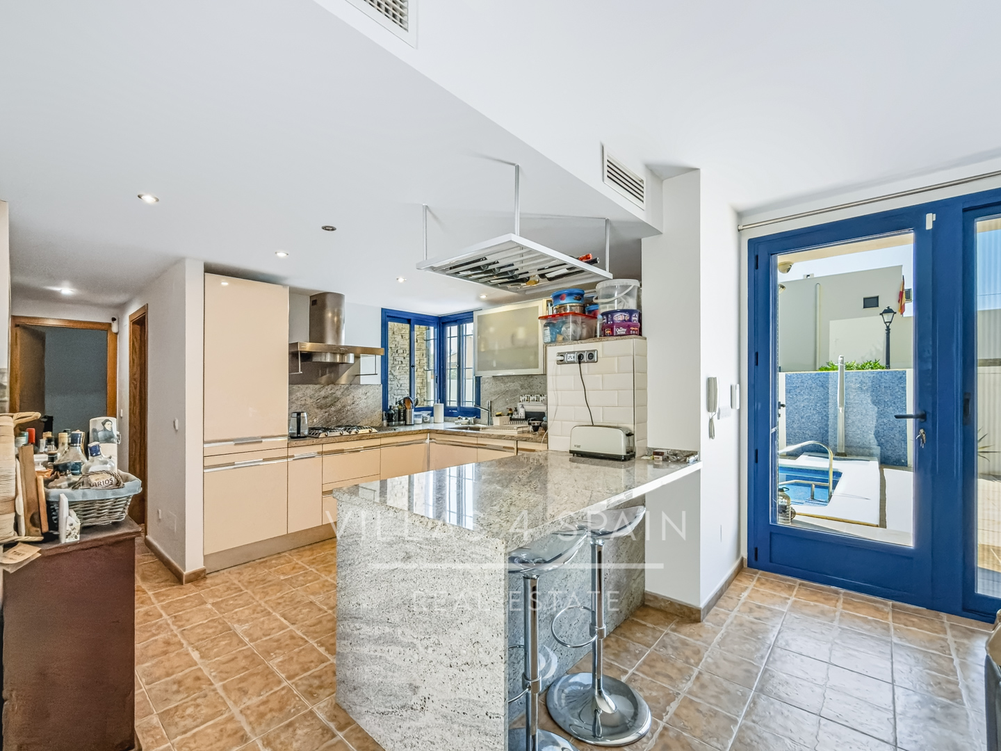 Resale - 3 Bedroom 2 Bathroom Villa with Private Pool and Parking in Las Kalendas Fortuna, Murcia - Calle Cam. de Cieza - Murcia
