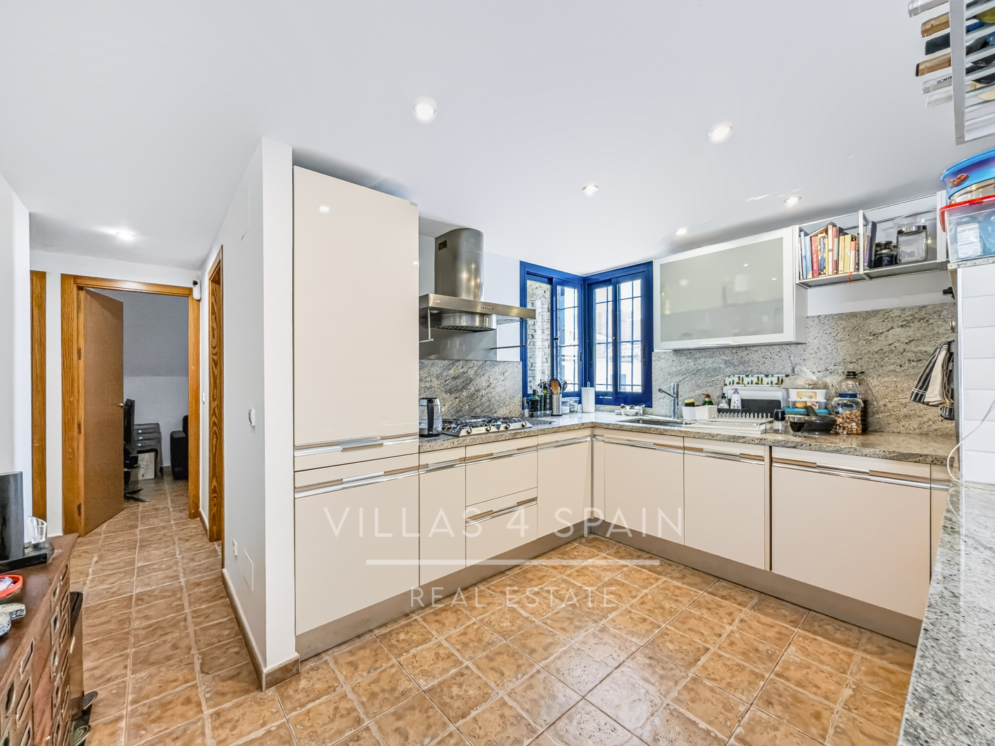 Resale - 3 Bedroom 2 Bathroom Villa with Private Pool and Parking in Las Kalendas Fortuna, Murcia - Calle Cam. de Cieza - Murcia