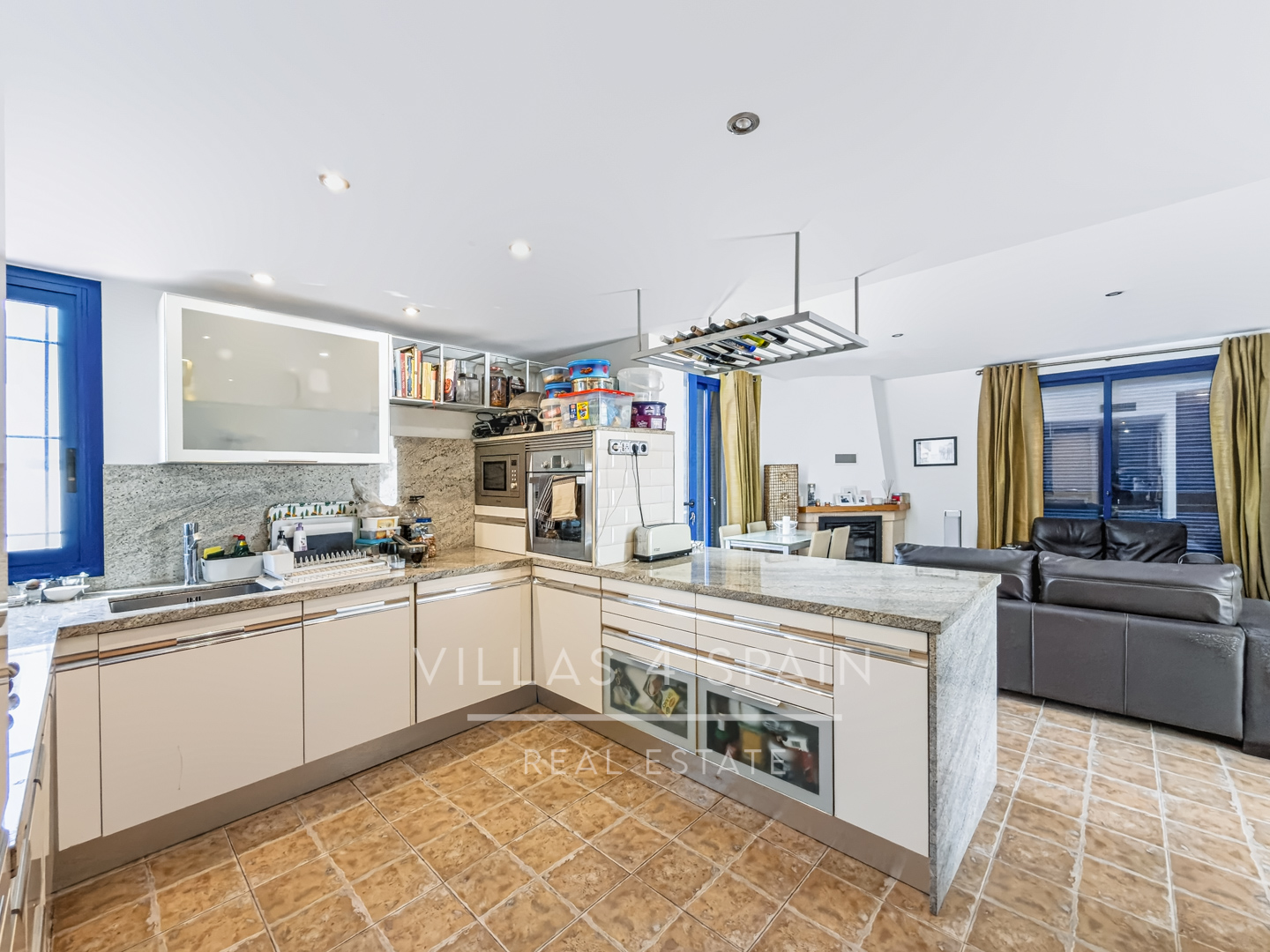 Resale - 3 Bedroom 2 Bathroom Villa with Private Pool and Parking in Las Kalendas Fortuna, Murcia - Calle Cam. de Cieza - Murcia