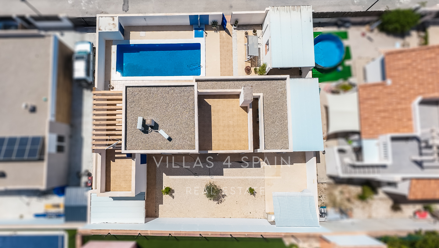 Resale - 3 Bedroom 2 Bathroom Villa with Private Pool and Parking in Las Kalendas Fortuna, Murcia - Calle Cam. de Cieza - Murcia