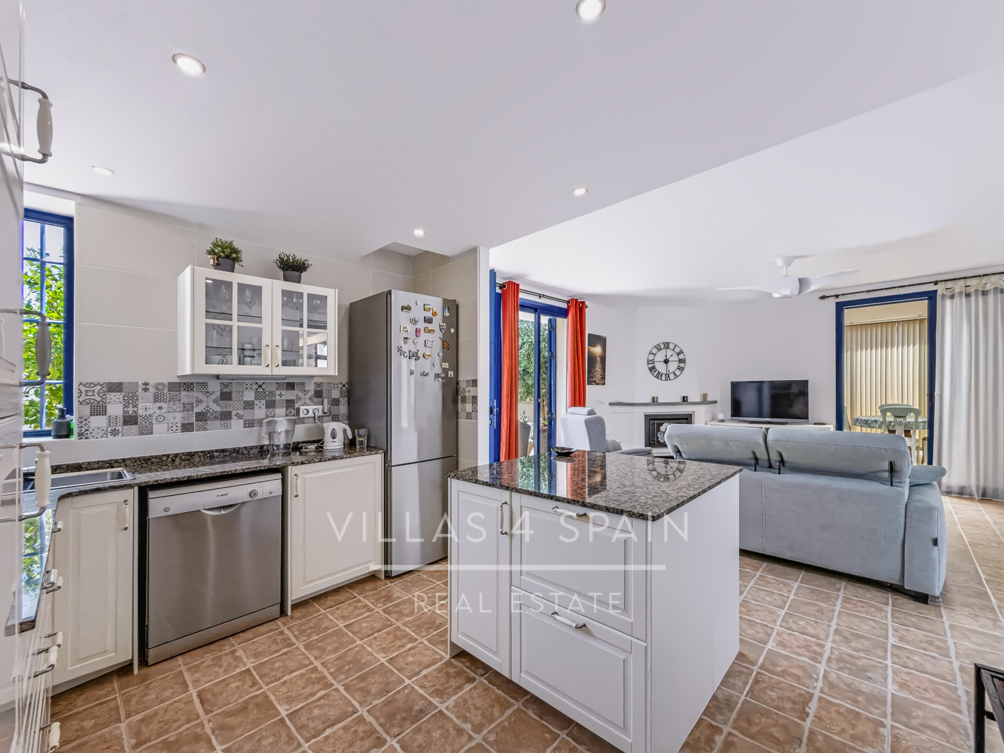 Resale - 3 Bed 2 Bath Villa with Community Pool and Parking in Las Kalendas Fortuna, Murcia - calle pomona - Murcia