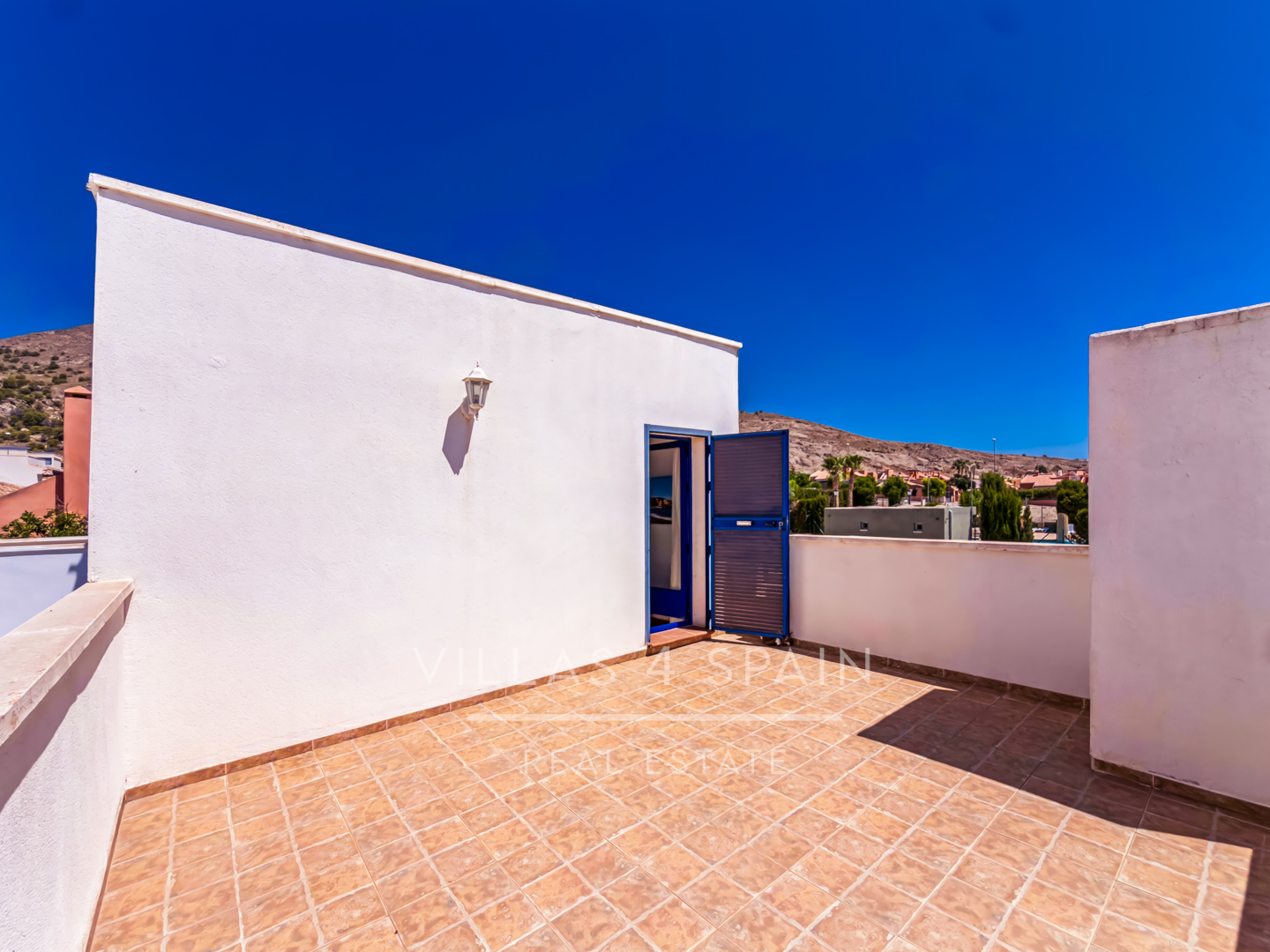 Resale - 3 Bed 2 Bath Villa with Community Pool and Parking in Las Kalendas Fortuna, Murcia - calle pomona - Murcia