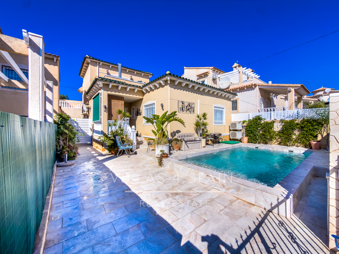 3 Bed 3 bath Villa with Private Pool and Parking + Hot tub and Guest apartment in El Galan, Villamartin