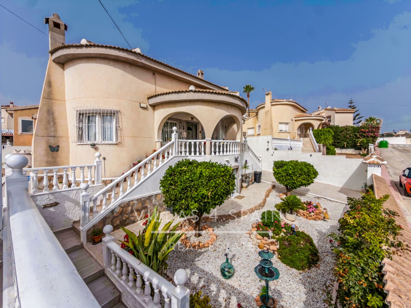 3 Bed 3 Bath Villa with Private Pool and Parking with underbuild