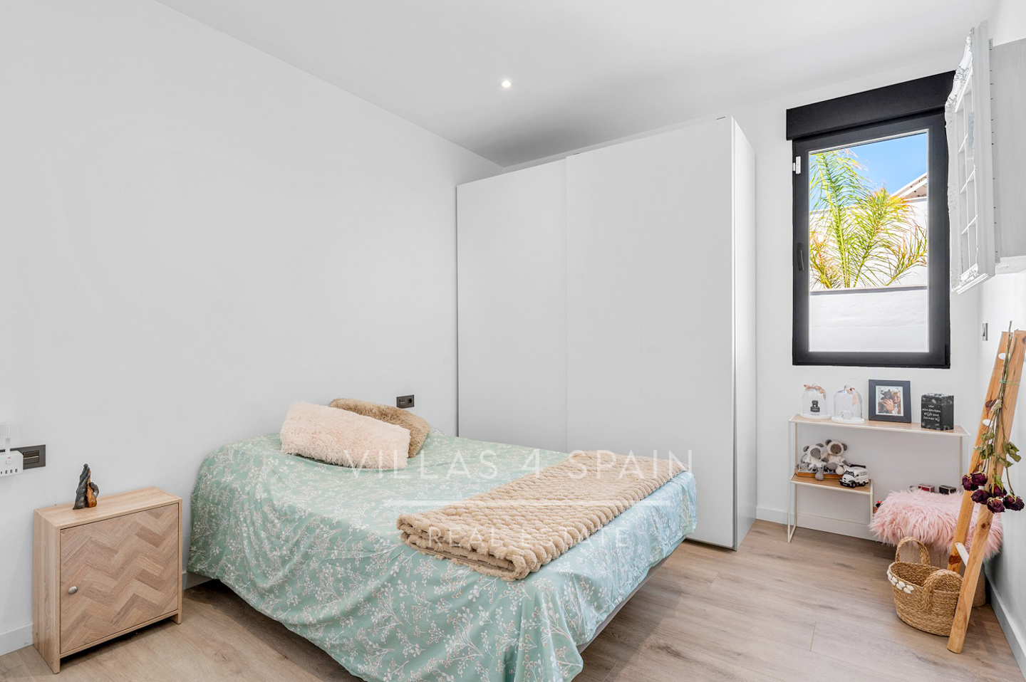 Resale - 4 Bed 2 Bath Villa with Private Pool and Parking in Las Kalendas Fortuna - calle camino de cieza - Murcia