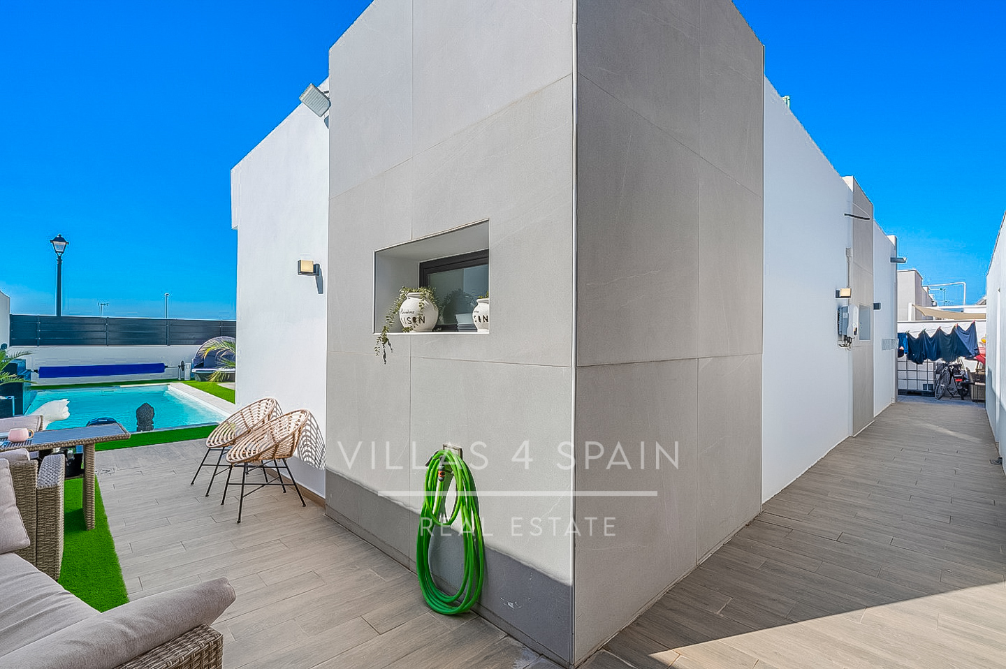 Resale - 4 Bed 2 Bath Villa with Private Pool and Parking in Las Kalendas Fortuna - calle camino de cieza - Murcia