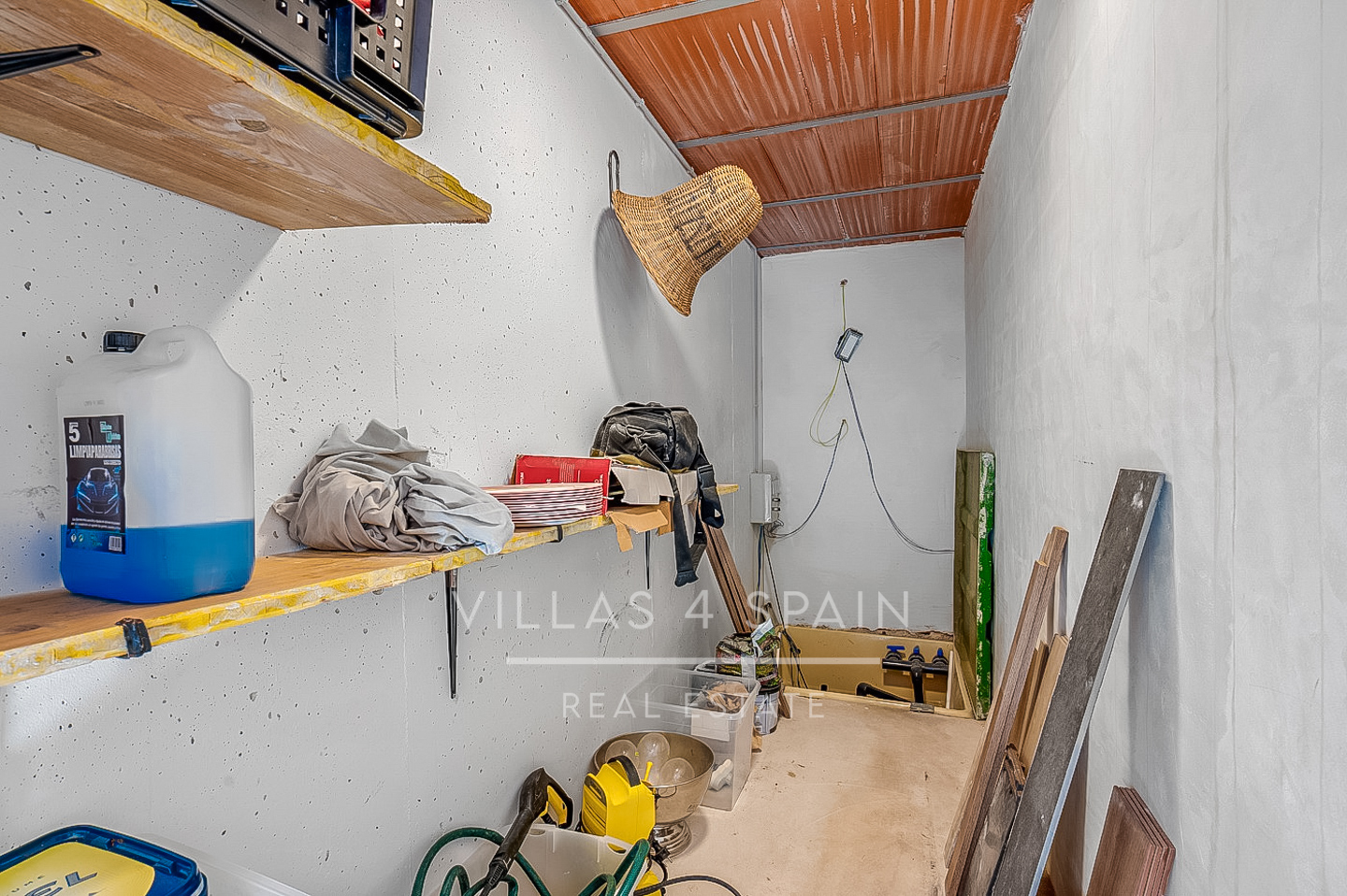Resale - 4 Bed 2 Bath Villa with Private Pool and Parking in Las Kalendas Fortuna - calle camino de cieza - Murcia