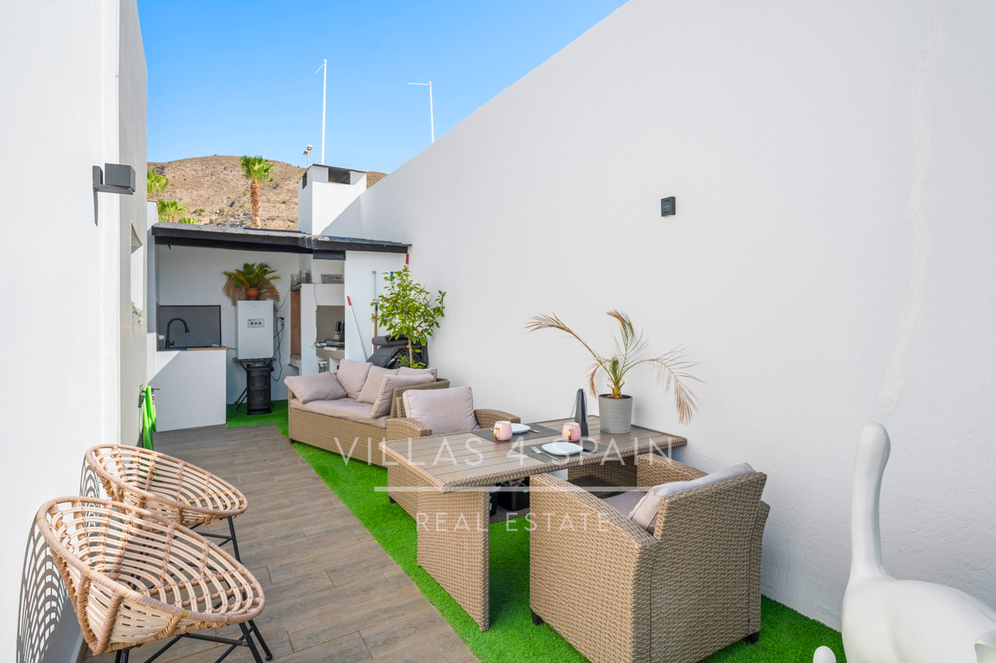 Resale - 4 Bed 2 Bath Villa with Private Pool and Parking in Las Kalendas Fortuna - calle camino de cieza - Murcia