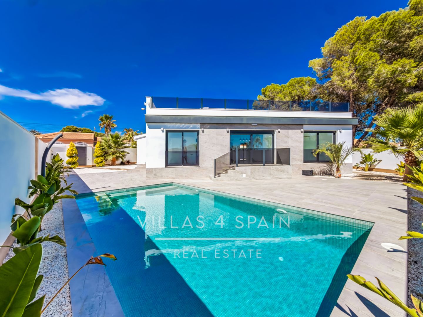 5 Bed 4 Bath LUXURY CORNER PLOT VILLA with Pool IN CIUDAD QUESADA 