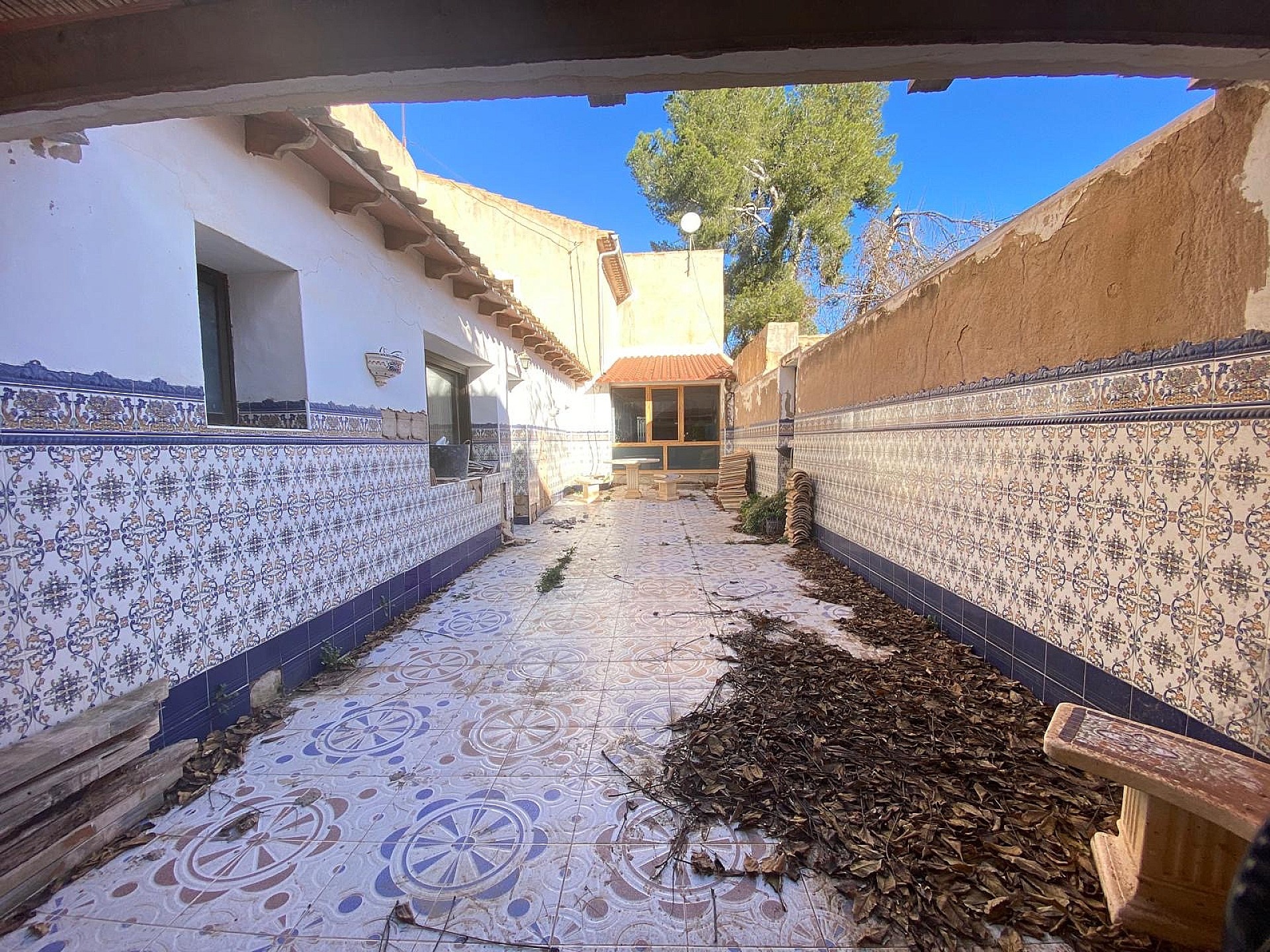 Resale - 7 Bedroom 1 Bathroom Village house in Yecla -  - Murcia