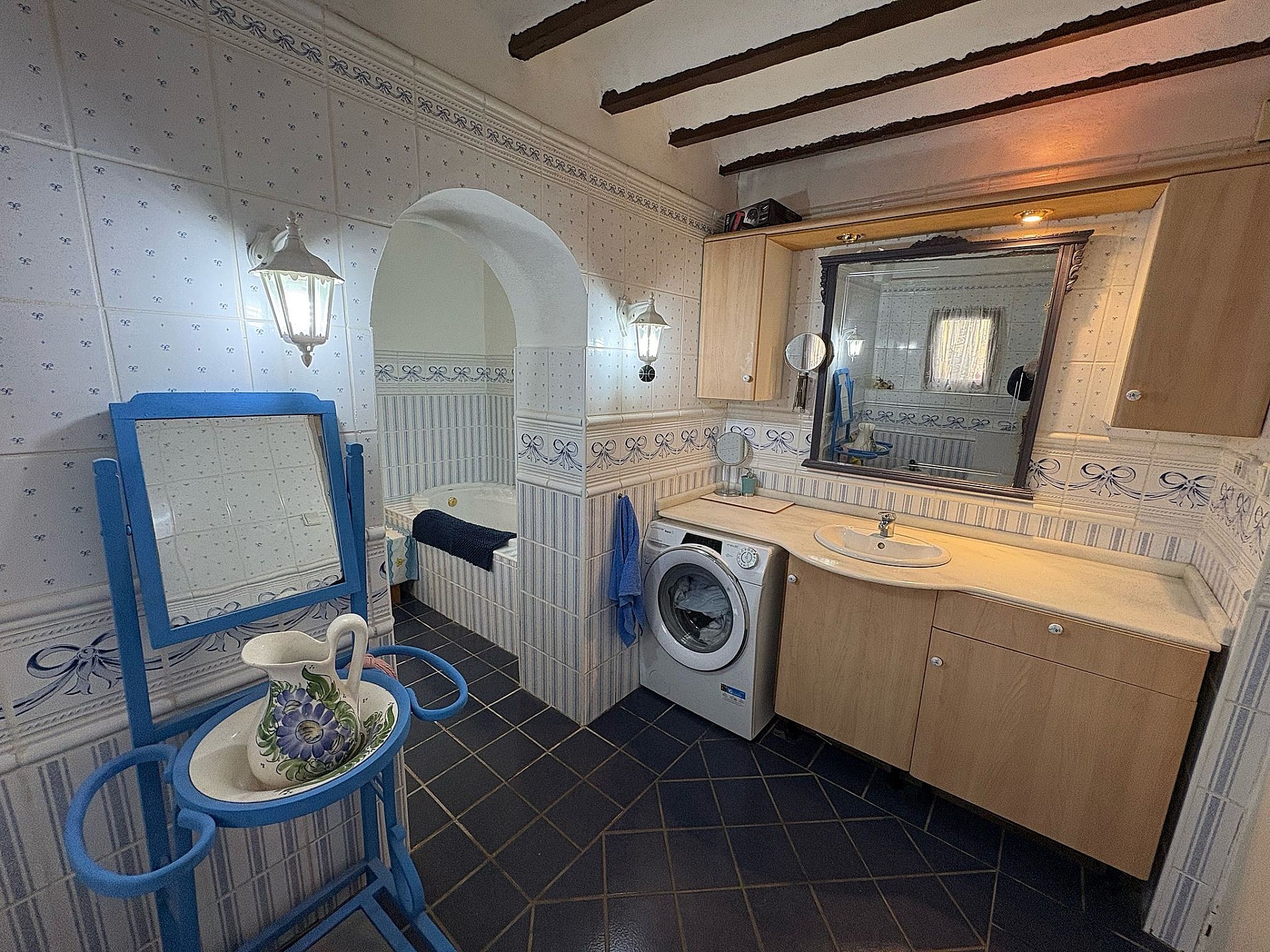 Resale - 7 Bedroom 5 Bathroom Village house in Cañada del Trigo -  - Murcia