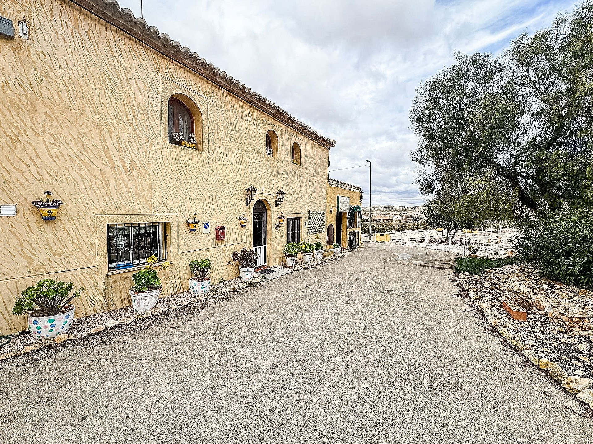 Resale - 7 Bedroom 5 Bathroom Village house in Cañada del Trigo -  - Murcia