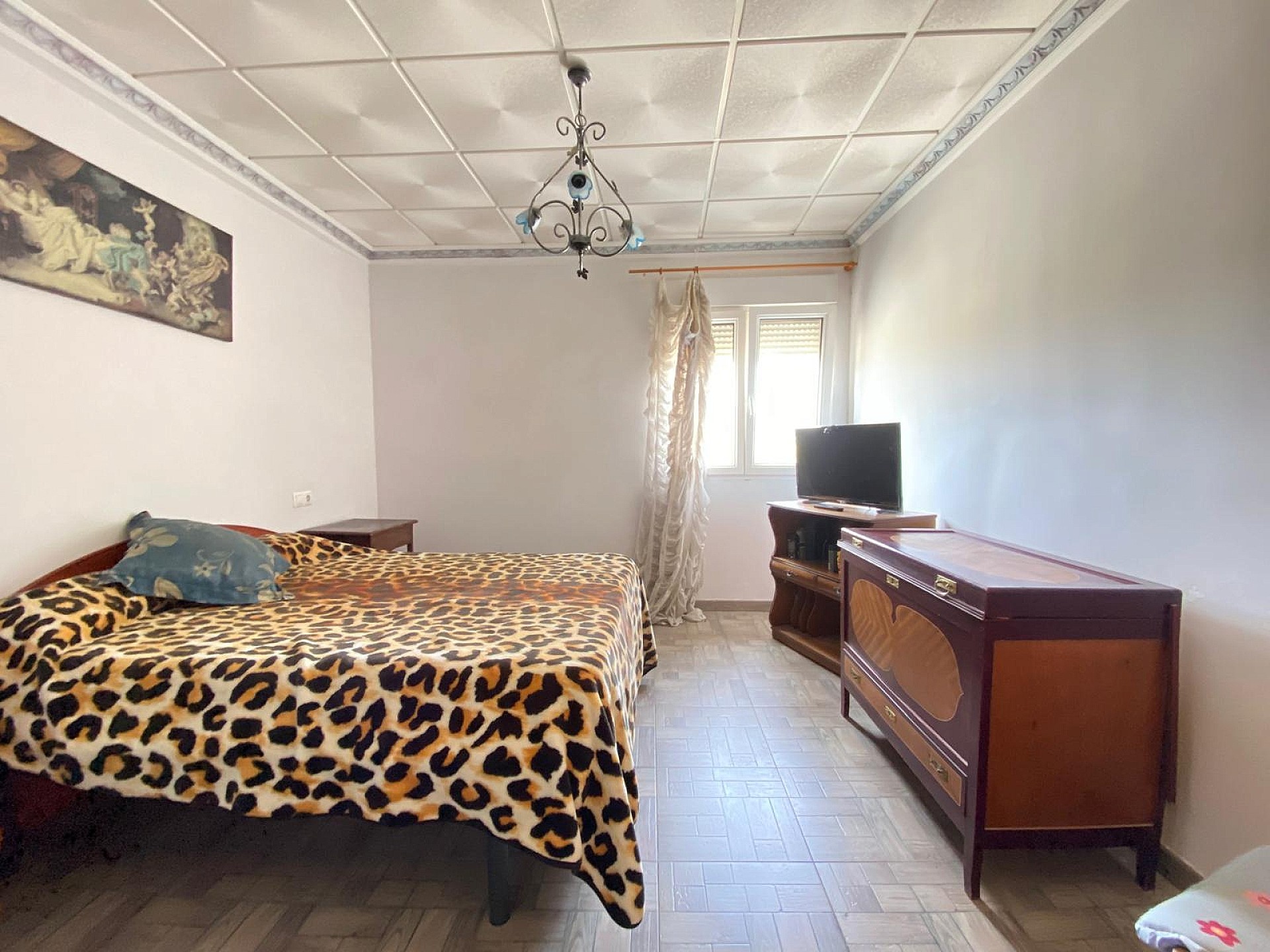 Resale - 7 Bedroom 1 Bathroom Village house in Pinoso -  - Alicante