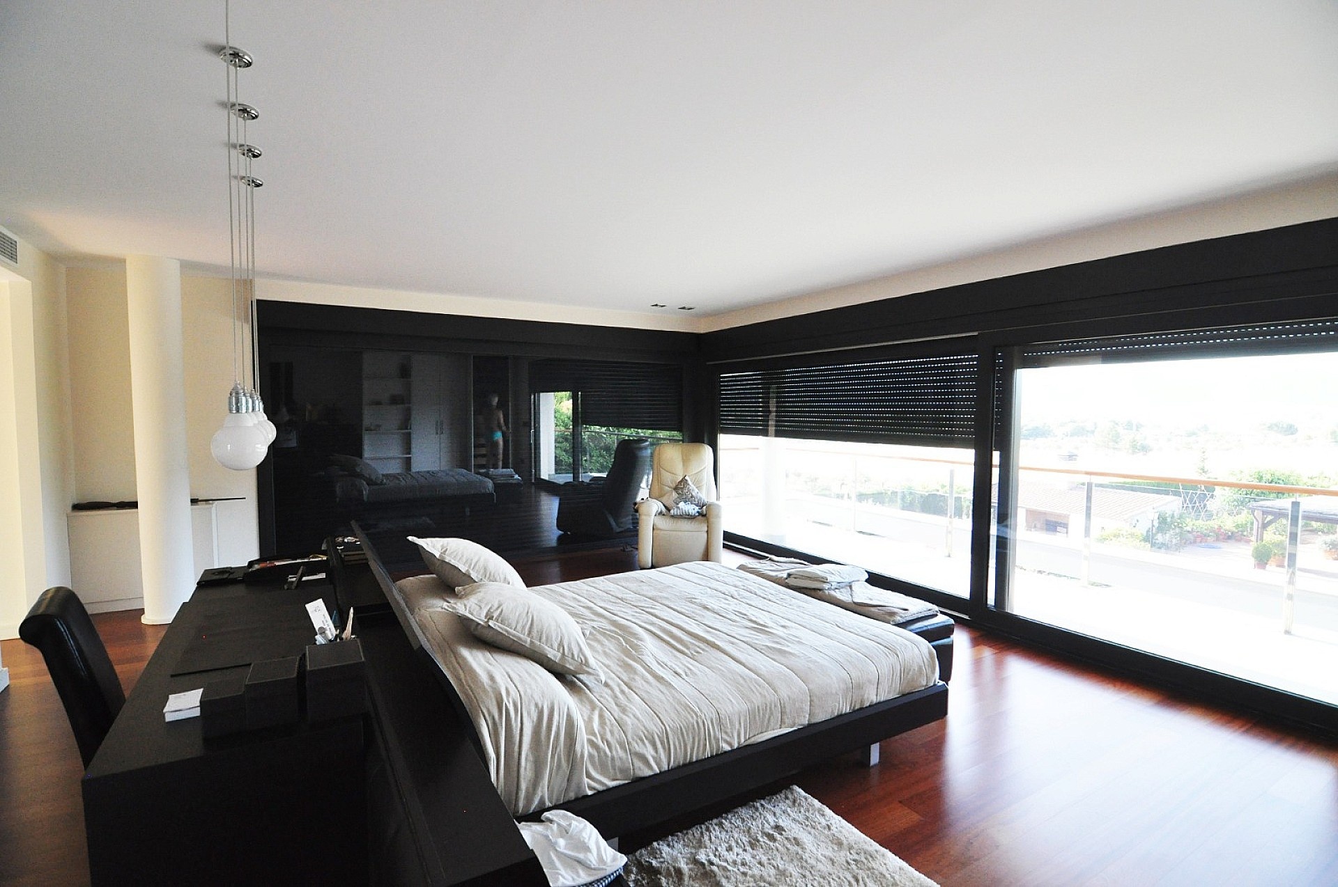 Resale - 4 Bedroom 2 Bathroom Villa in Villena -  - Alicante