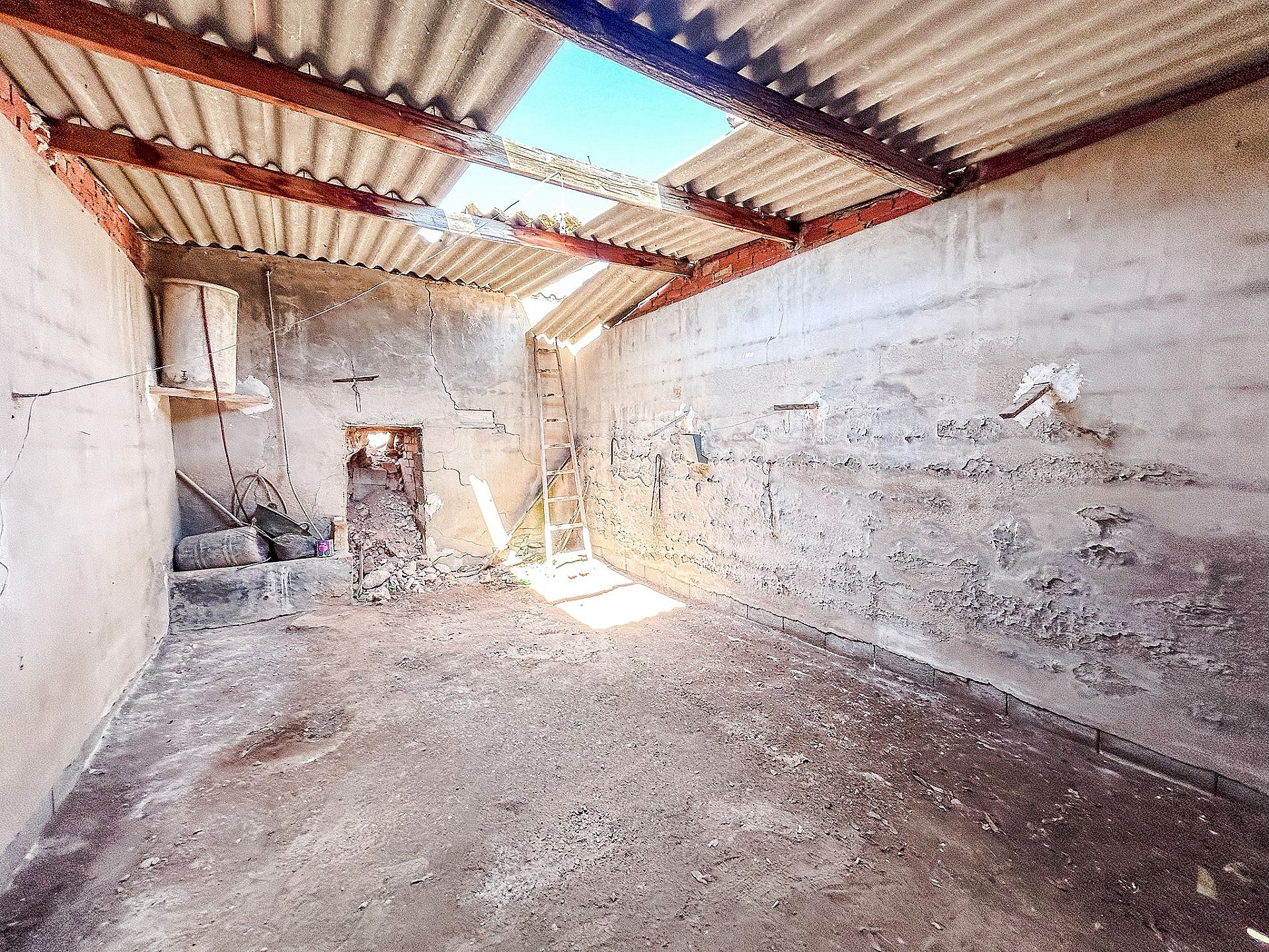 Resale - 3 Bedroom Country house in Monóvar -  - Alicante