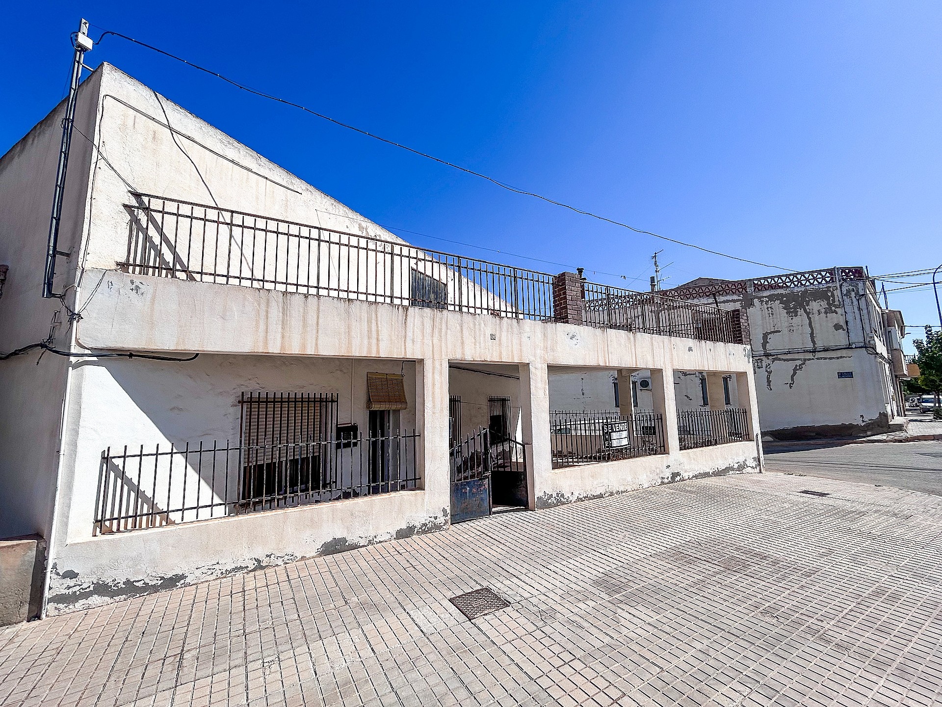 Resale - 6 Bedroom 1 Bathroom Townhouse in Macisvenda -  - Murcia
