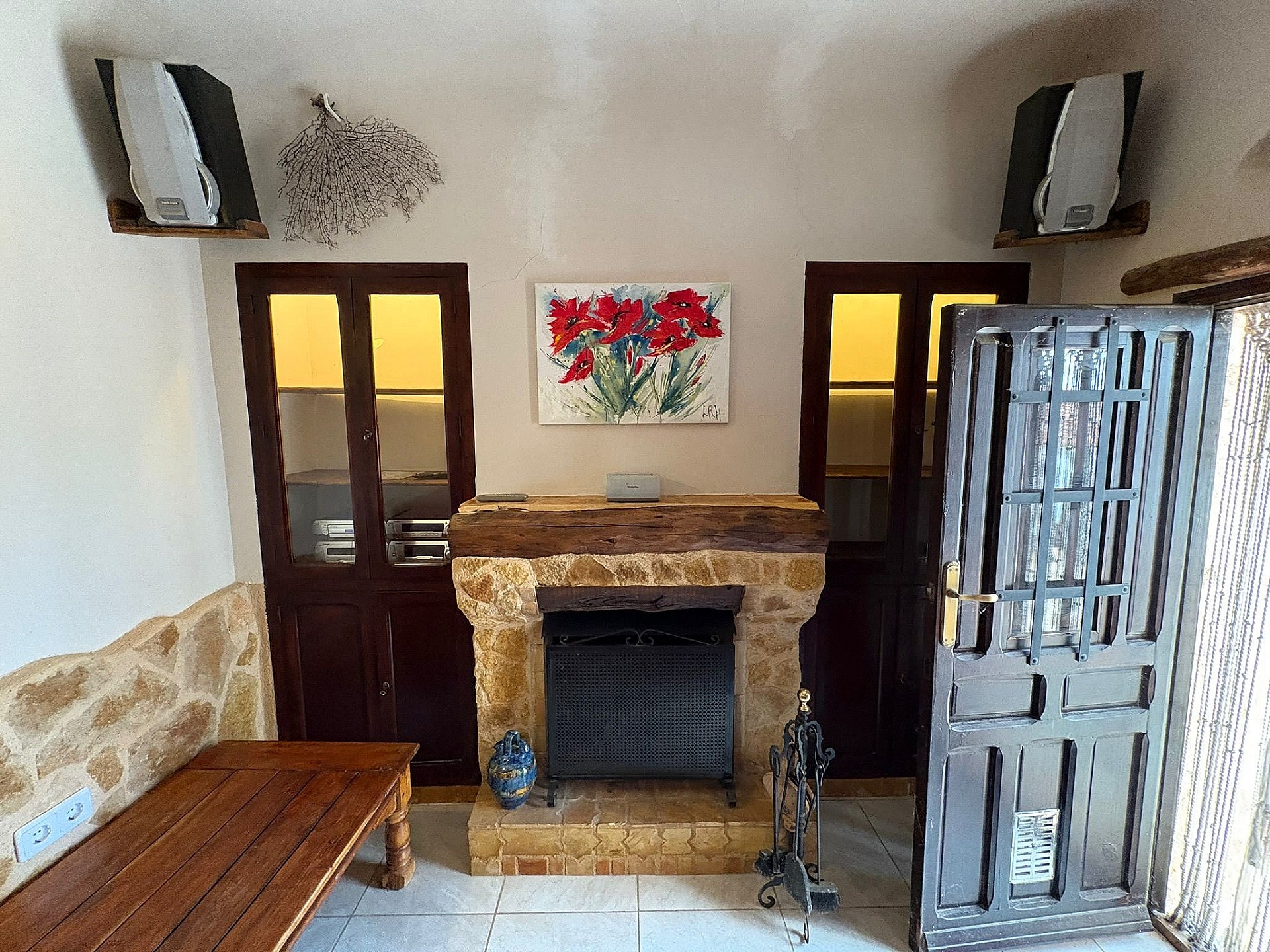 Resale - 5 Bedroom 2 Bathroom Semi-detached in Pinoso -  - Alicante
