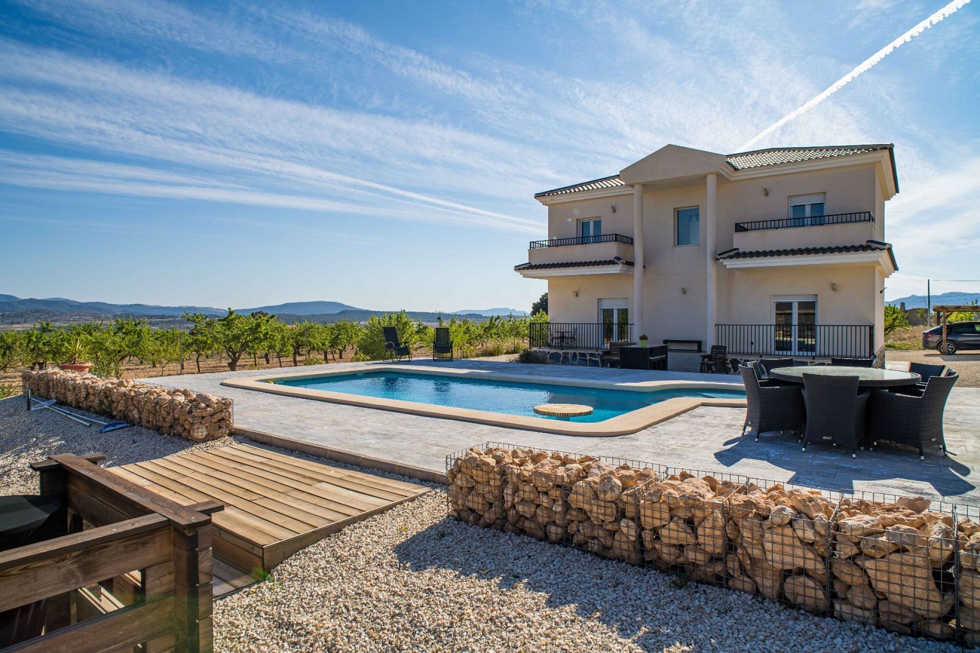 Resale - 3 Bedroom 2 Bathroom Villa in Pinoso -  - Alicante