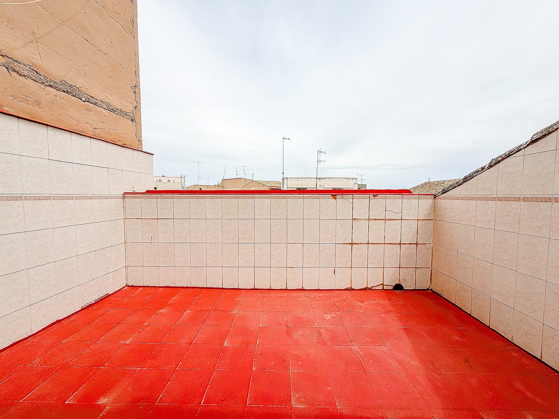 Resale - 4 Bedroom 2 Bathroom Townhouse in Yecla -  - Murcia