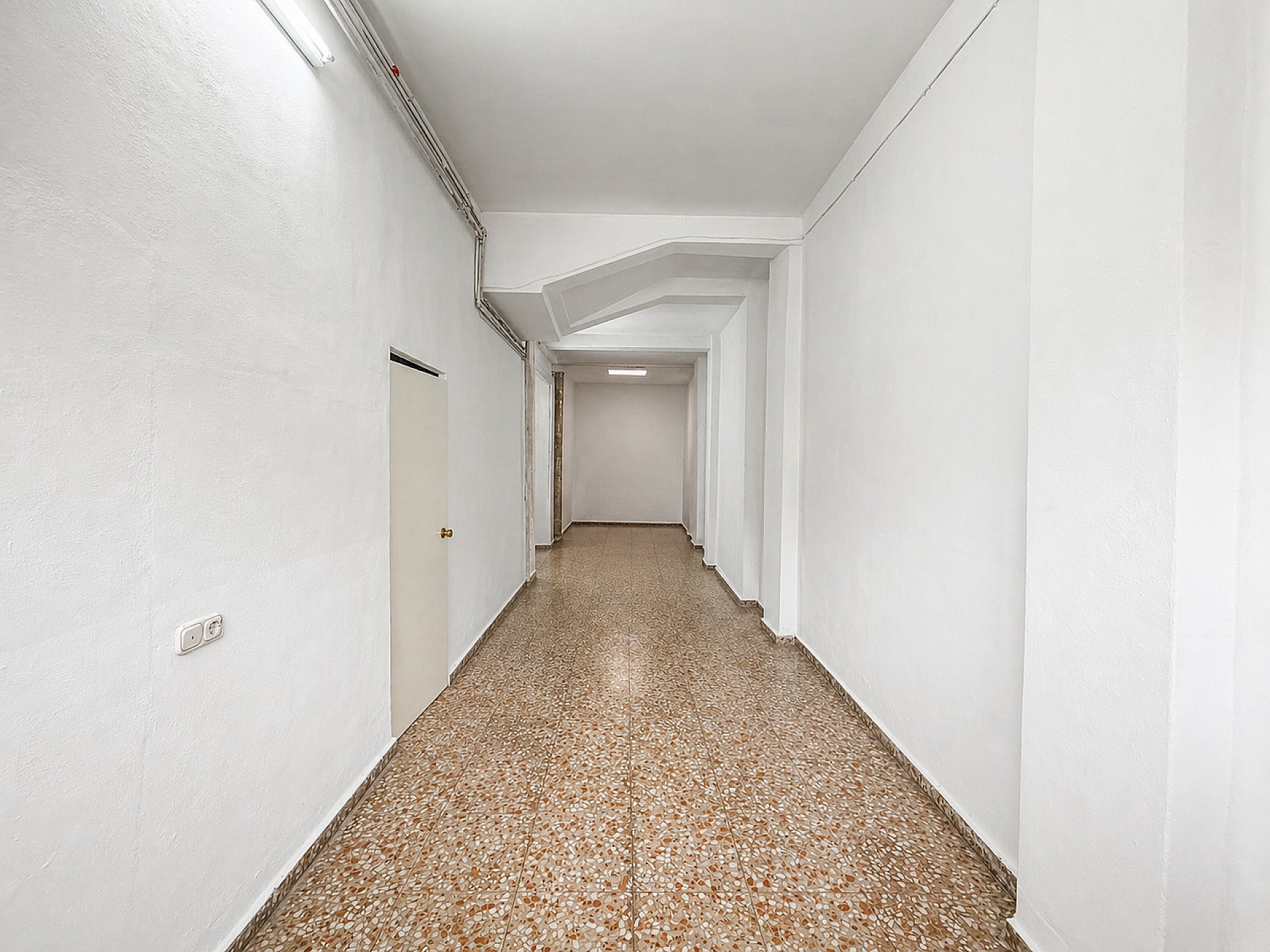 Resale - 4 Bedroom 2 Bathroom Townhouse in Yecla -  - Murcia