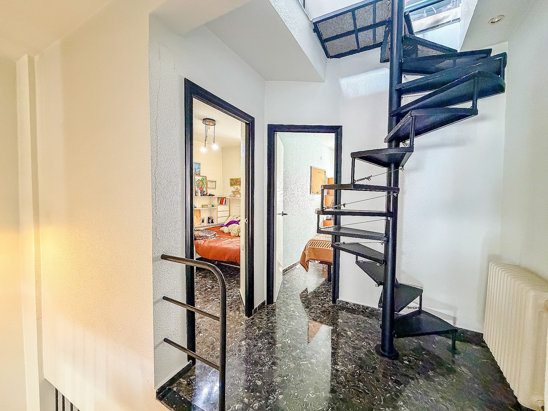Resale - 4 Bedroom 2 Bathroom Townhouse in Yecla -  - Murcia