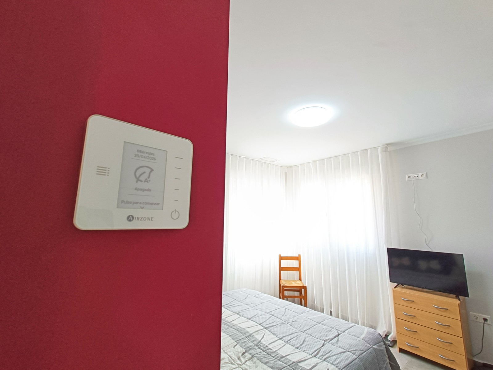 Resale - 4 Bedroom 2 Bathroom Villa in Pinoso -  - Alicante