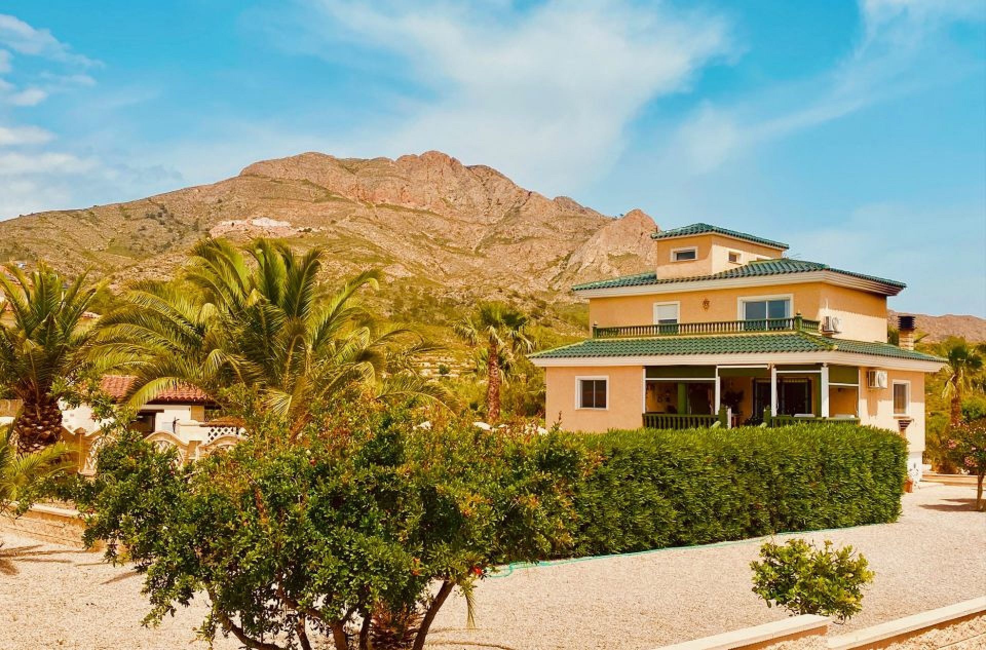 Resale - 4 Bedroom 3 Bathroom Villa in Macisvenda -  - Murcia