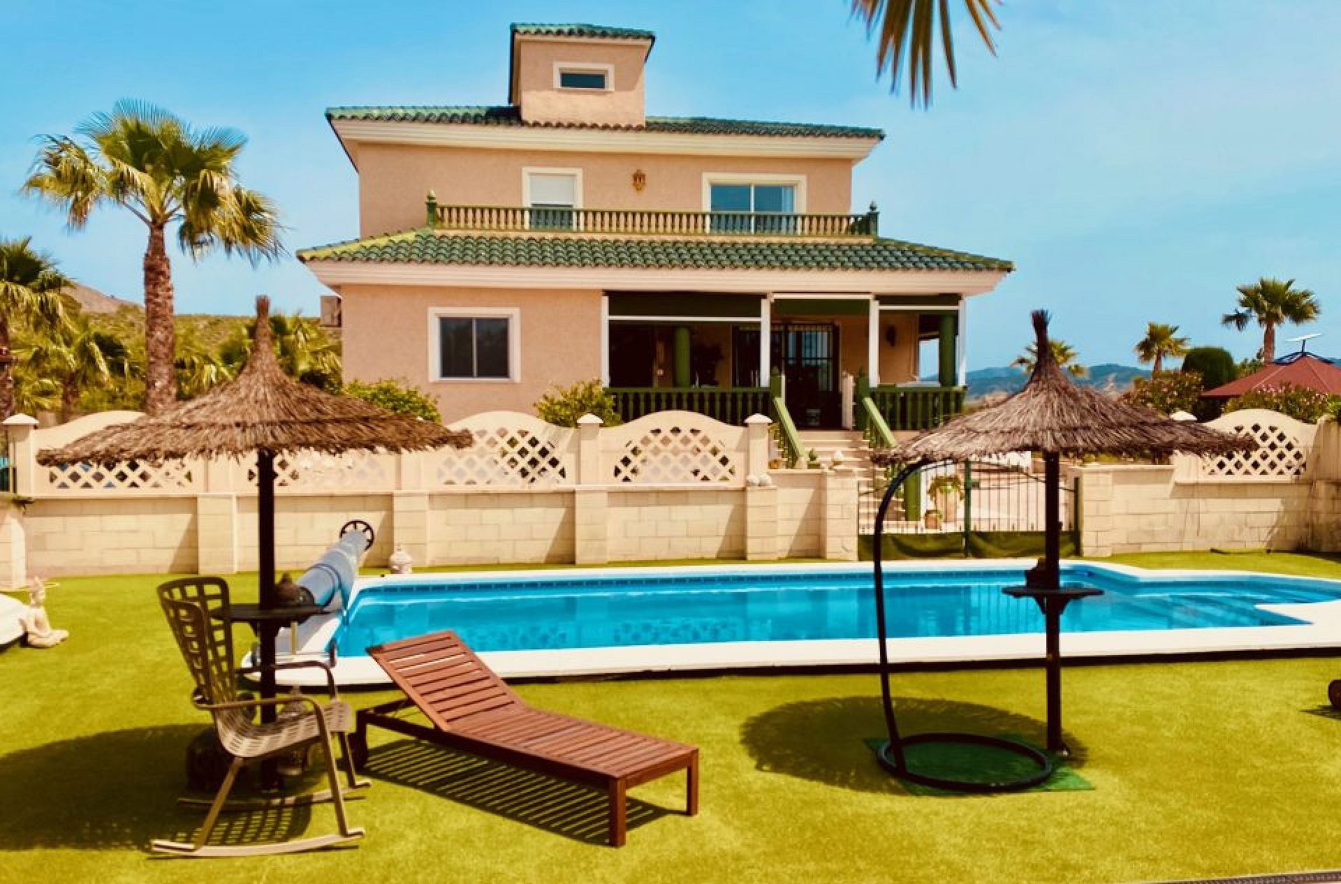 Resale - 4 Bedroom 3 Bathroom Villa in Macisvenda -  - Murcia